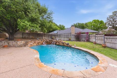 8325 Crosswind Drive Fort Worth TX 76179