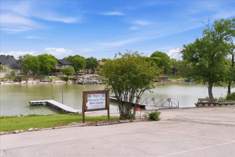 8325 Crosswind Drive Fort Worth TX 76179
