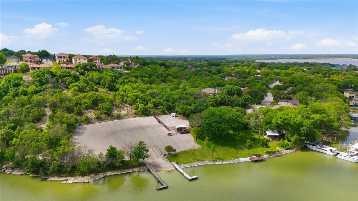 8325 Crosswind Drive Fort Worth TX 76179