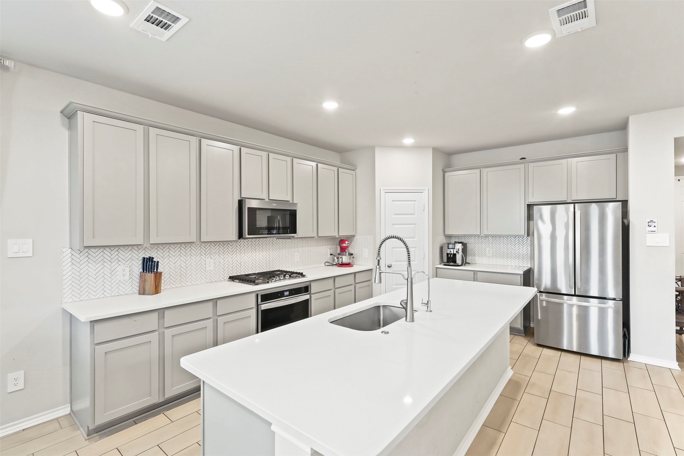 2100 Proteus Drive Haslet TX 76052