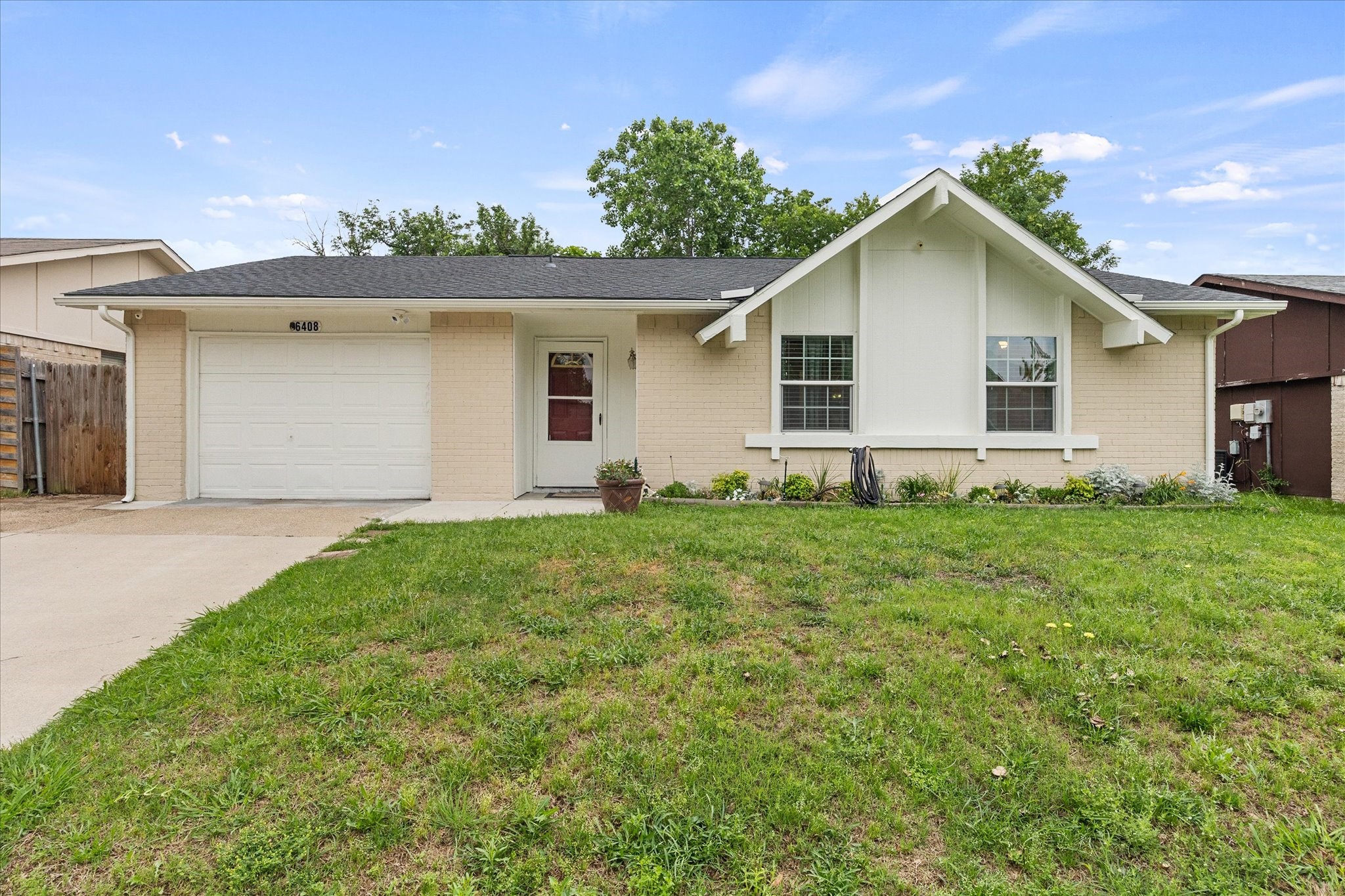 6408 Pine Street Rowlett TX 75089