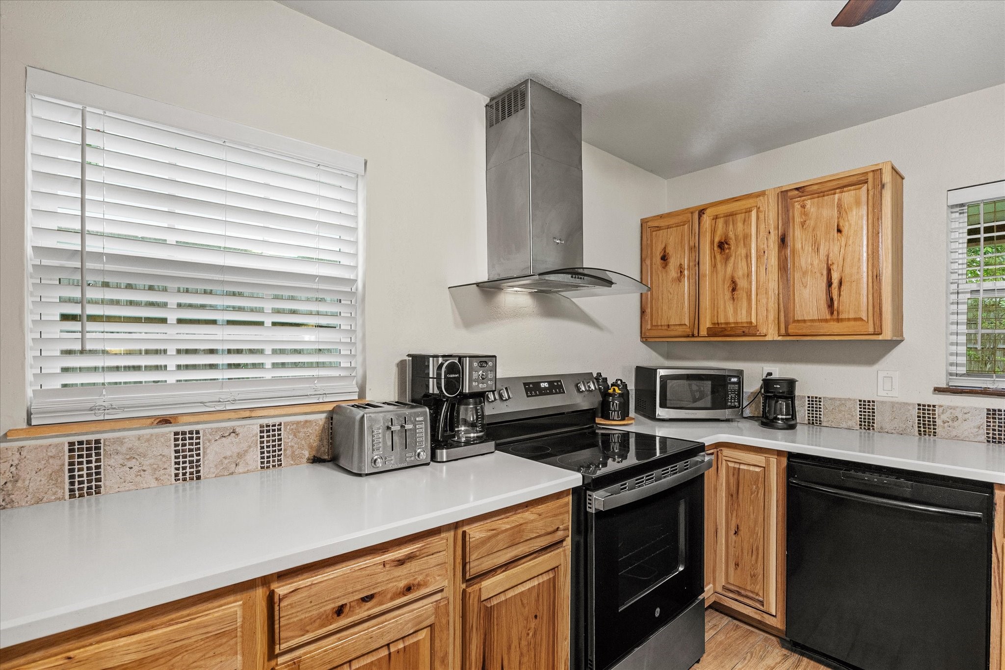 6408 Pine Street Rowlett TX 75089