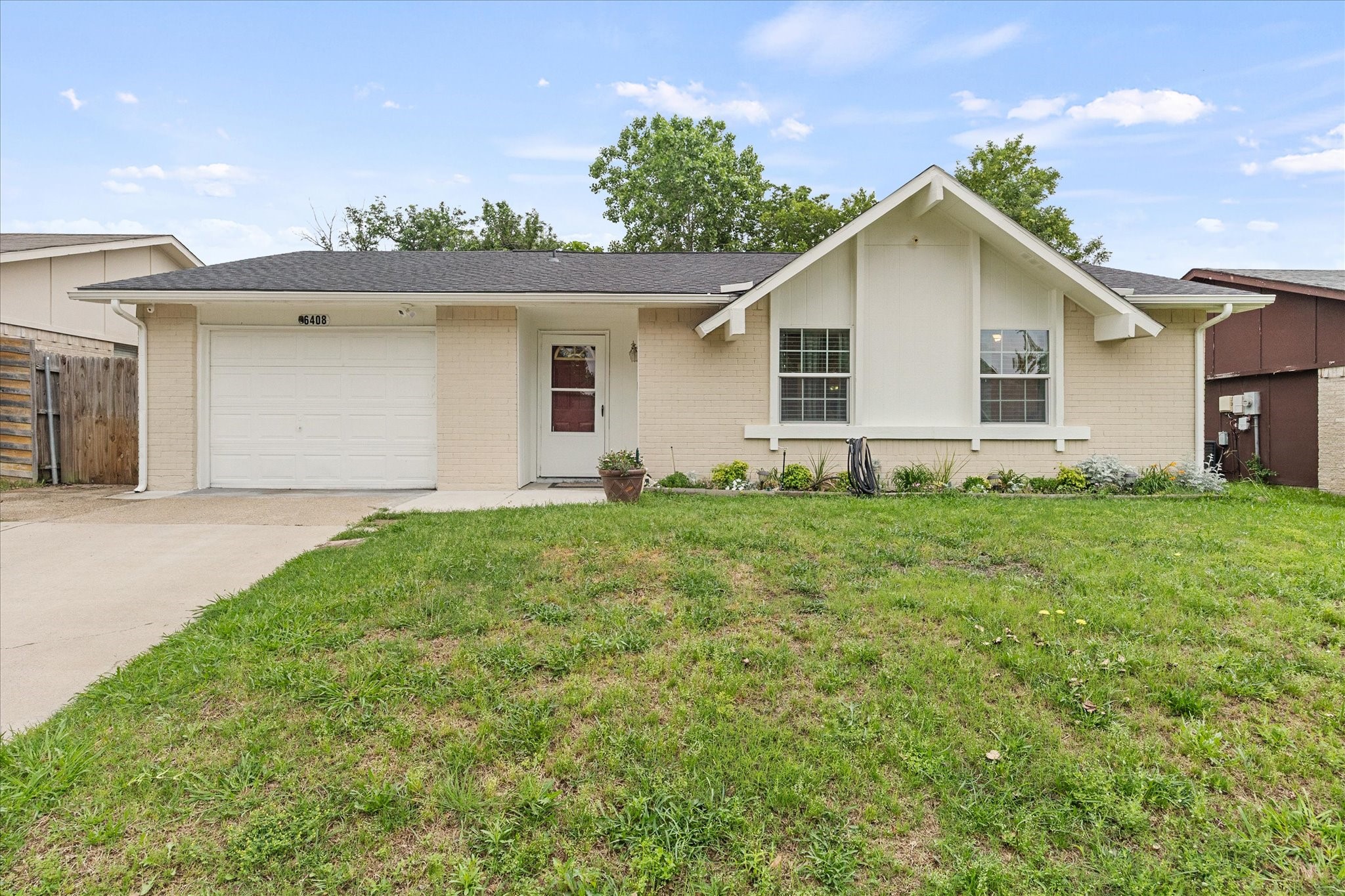 6408 Pine Street Rowlett TX 75089