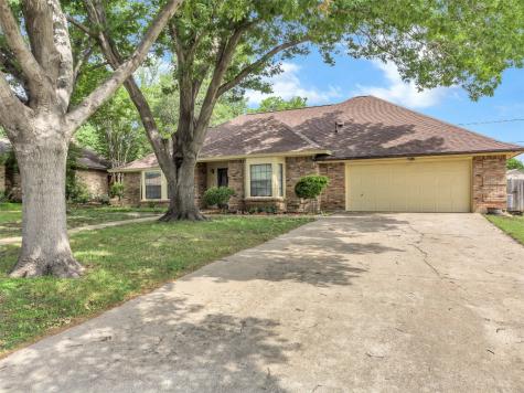 6713 Riviera Drive North Richland Hills TX 76180