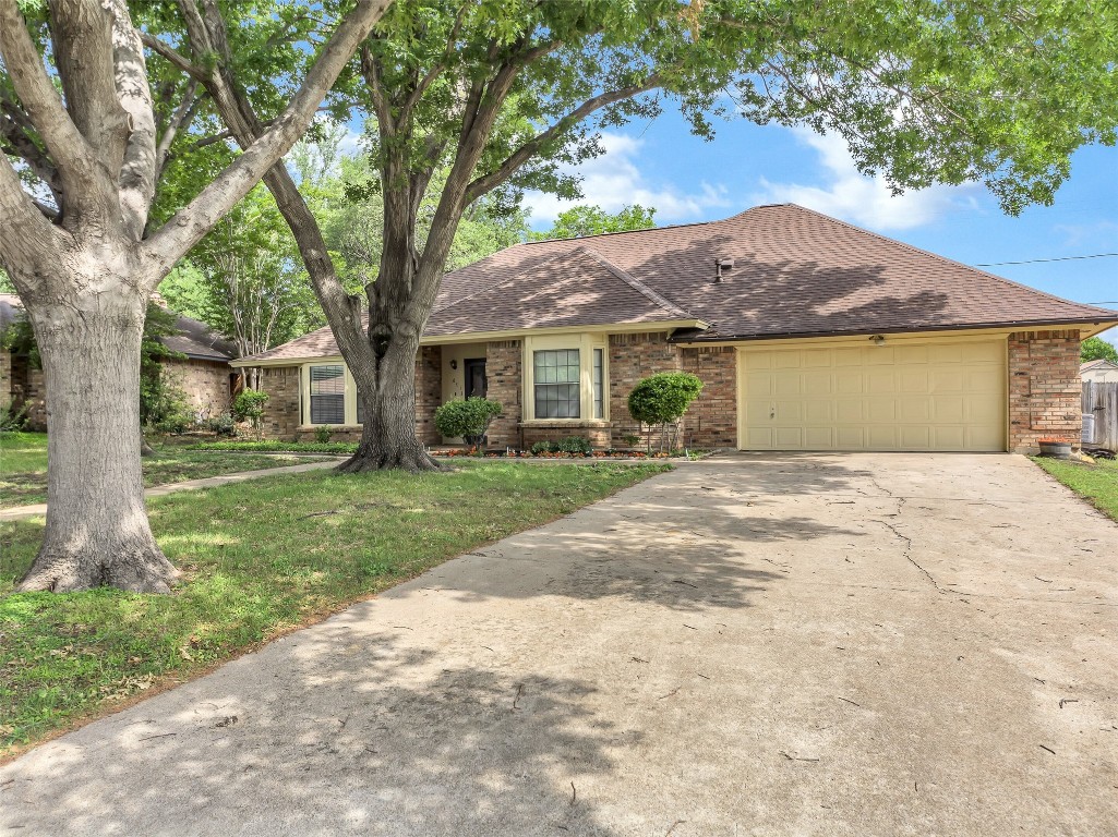 6713 Riviera Drive North Richland Hills TX 76180