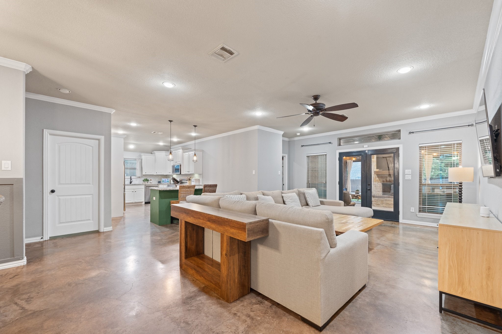 1623 Hawthorne Street Cleburne TX 76033
