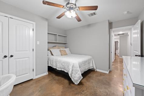 1623 Hawthorne Street Cleburne TX 76033