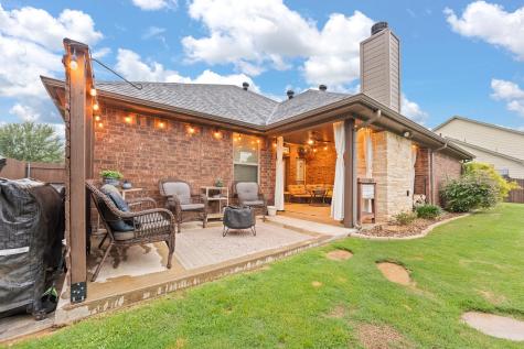 1623 Hawthorne Street Cleburne TX 76033