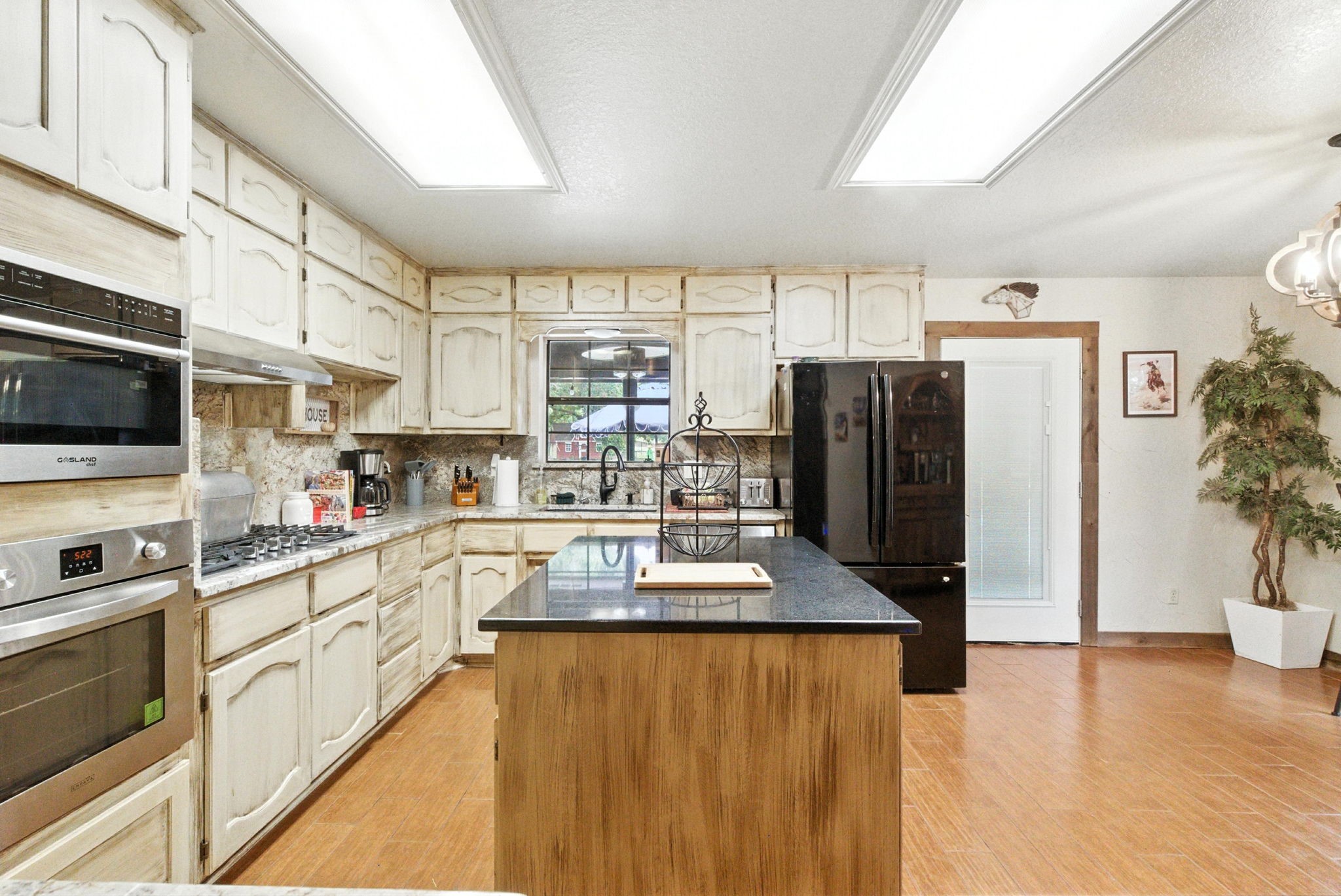 622 Harmony Circle Weatherford TX 76087