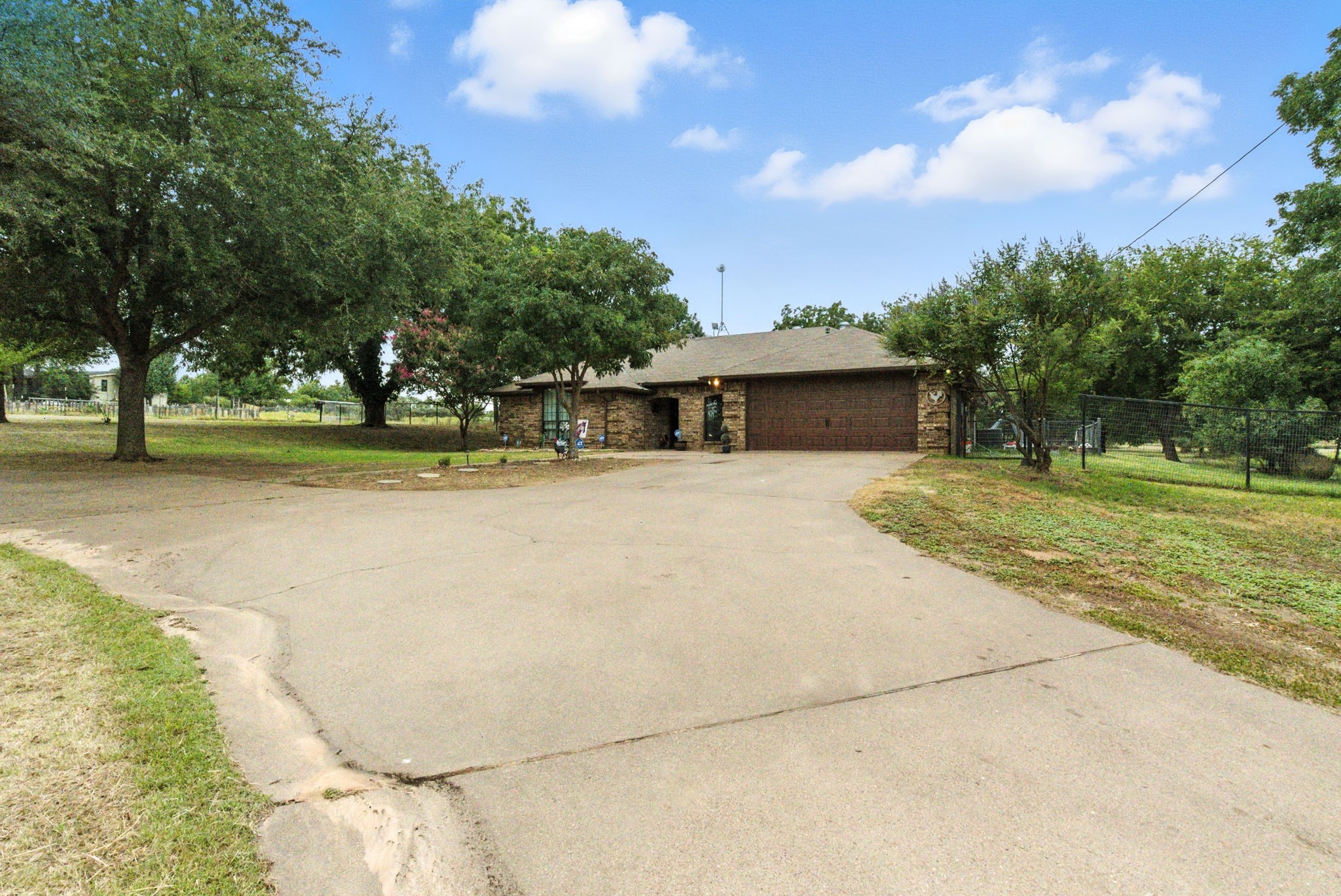 622 Harmony Circle Weatherford TX 76087