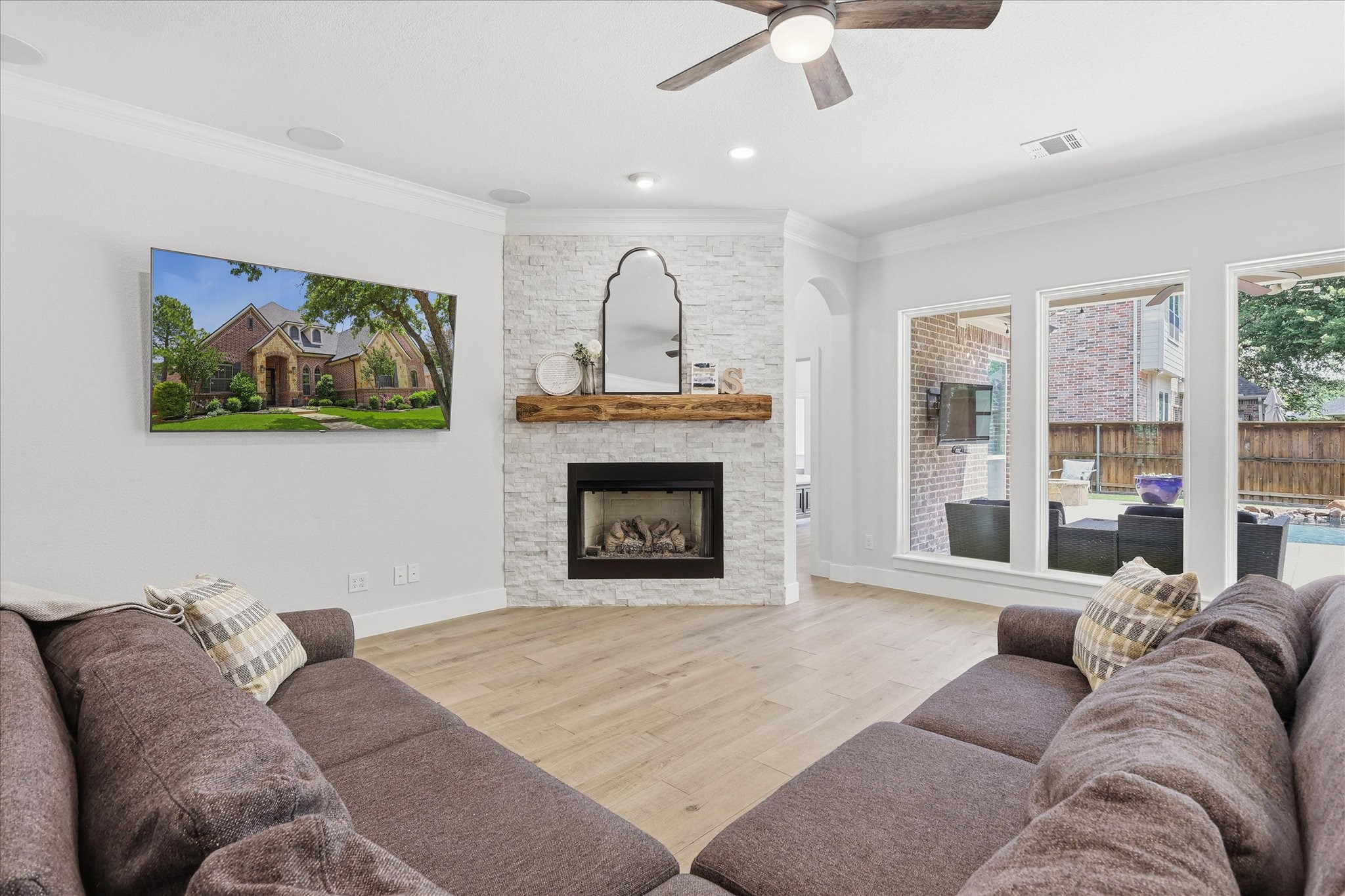 3408 Comanche Trail Hurst TX 76054