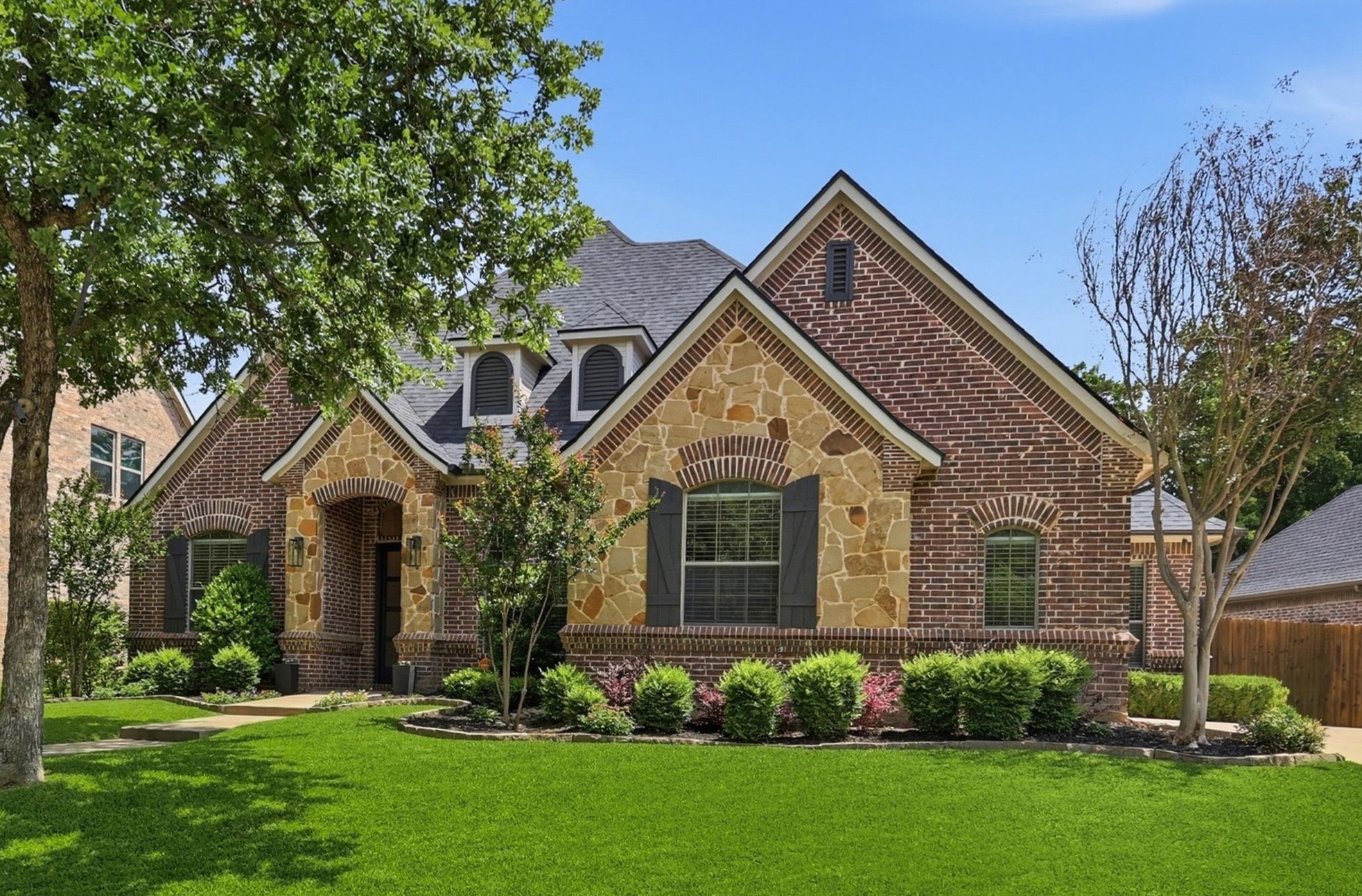 3408 Comanche Trail Hurst TX 76054