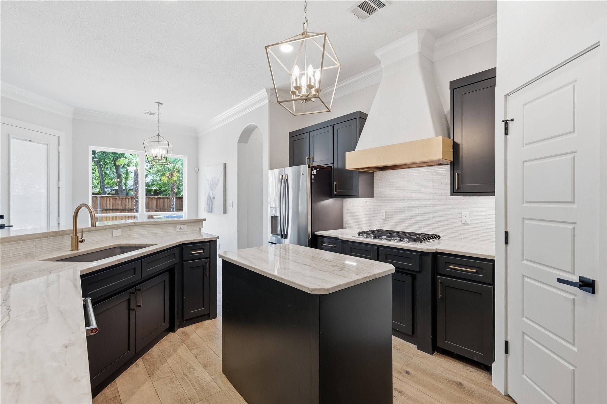3408 Comanche Trail Hurst TX 76054