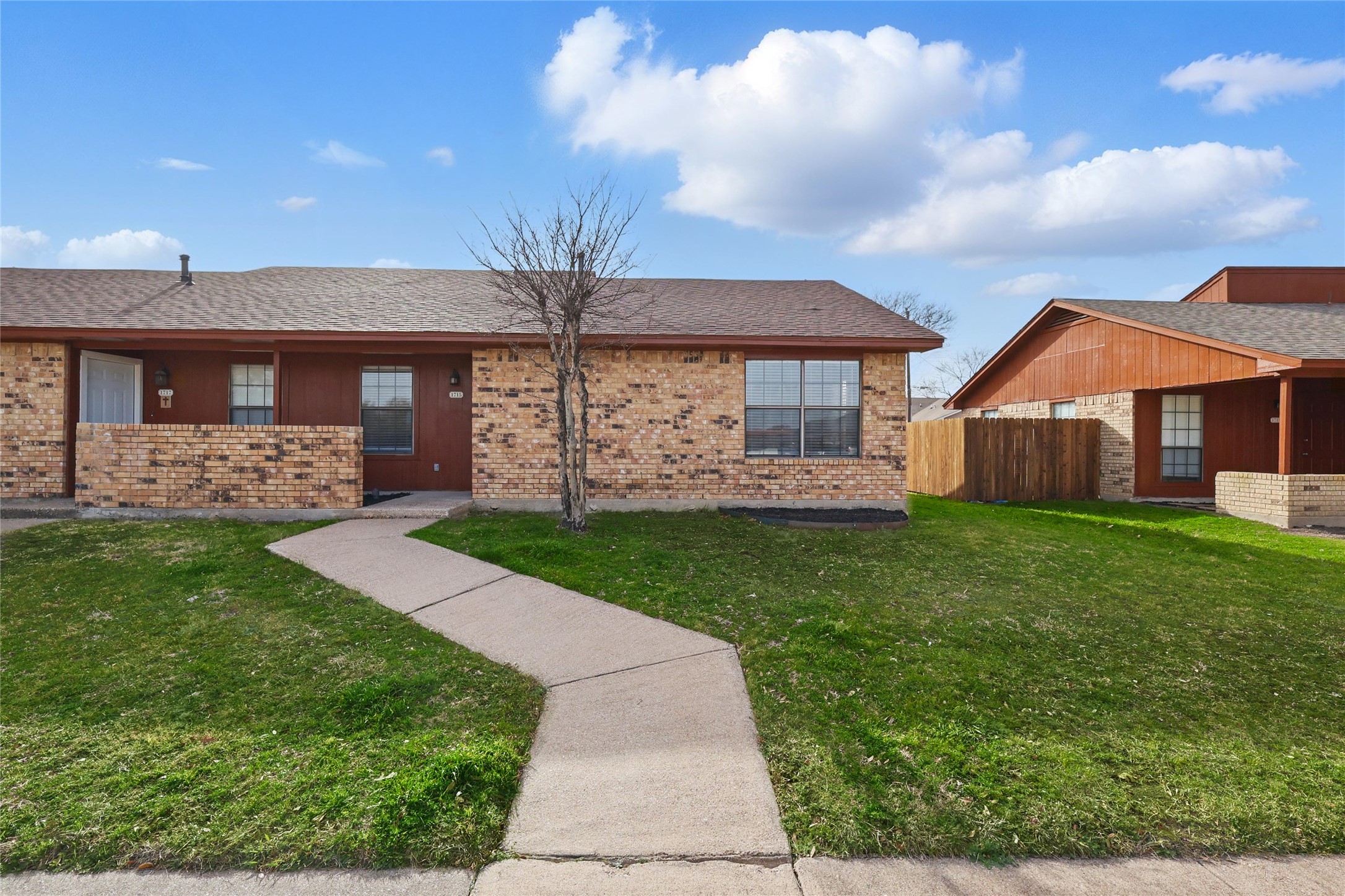 1715 Creekview Drive Glenn Heights TX 75154