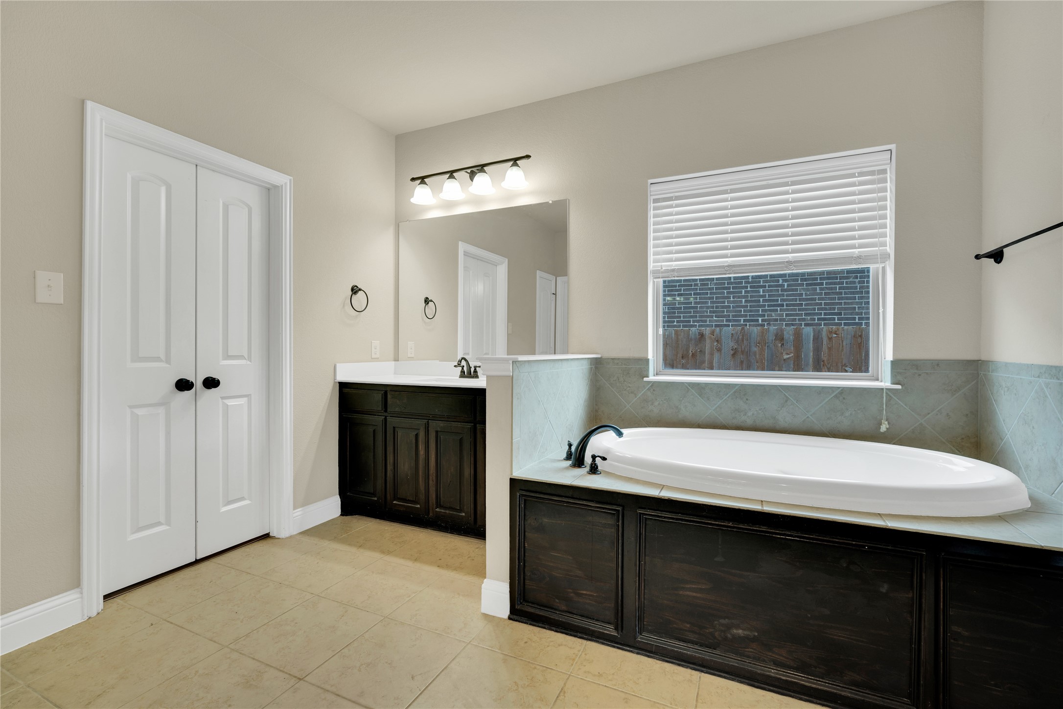 437 Whispering Willow Drive Midlothian TX 76065
