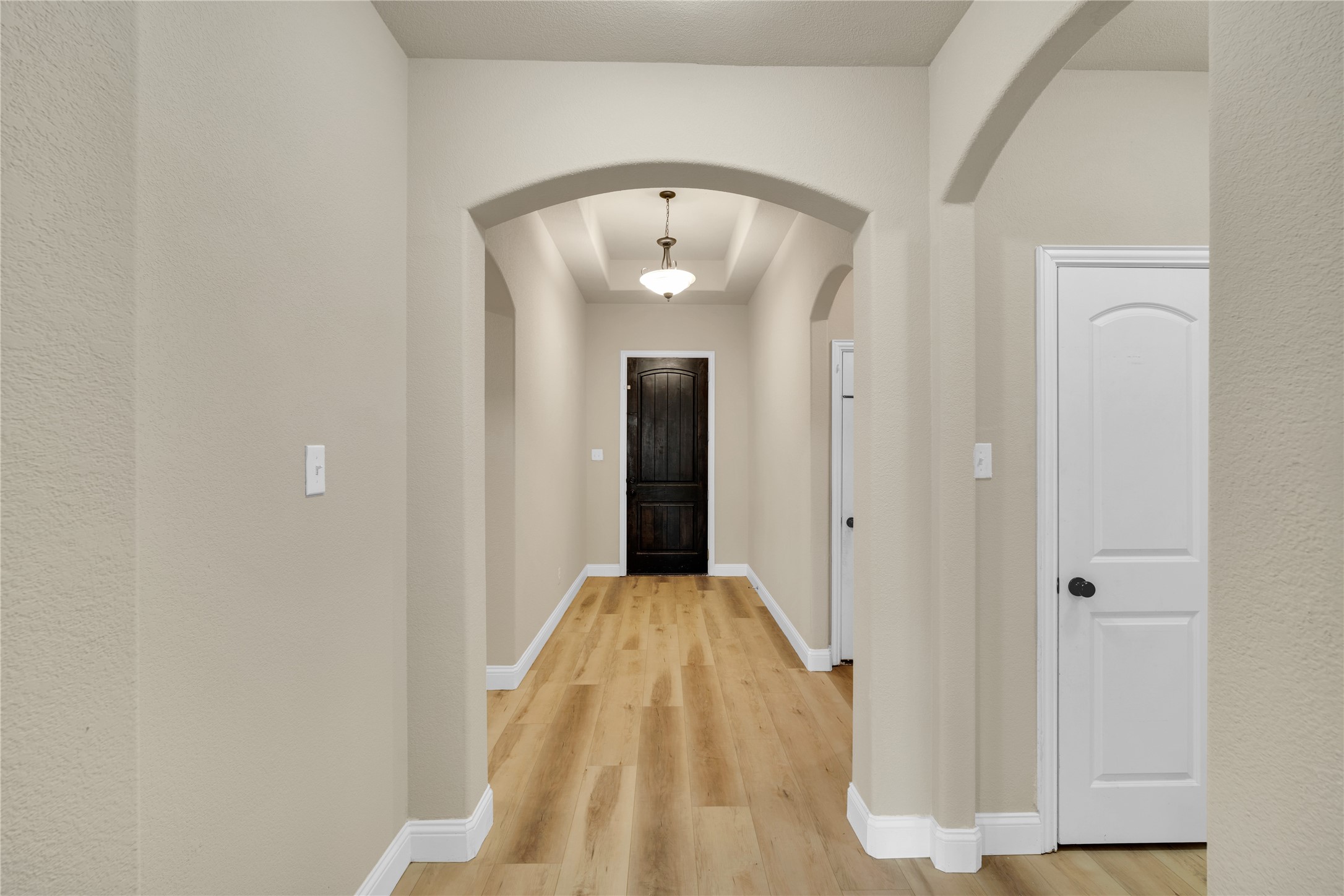 437 Whispering Willow Drive Midlothian TX 76065