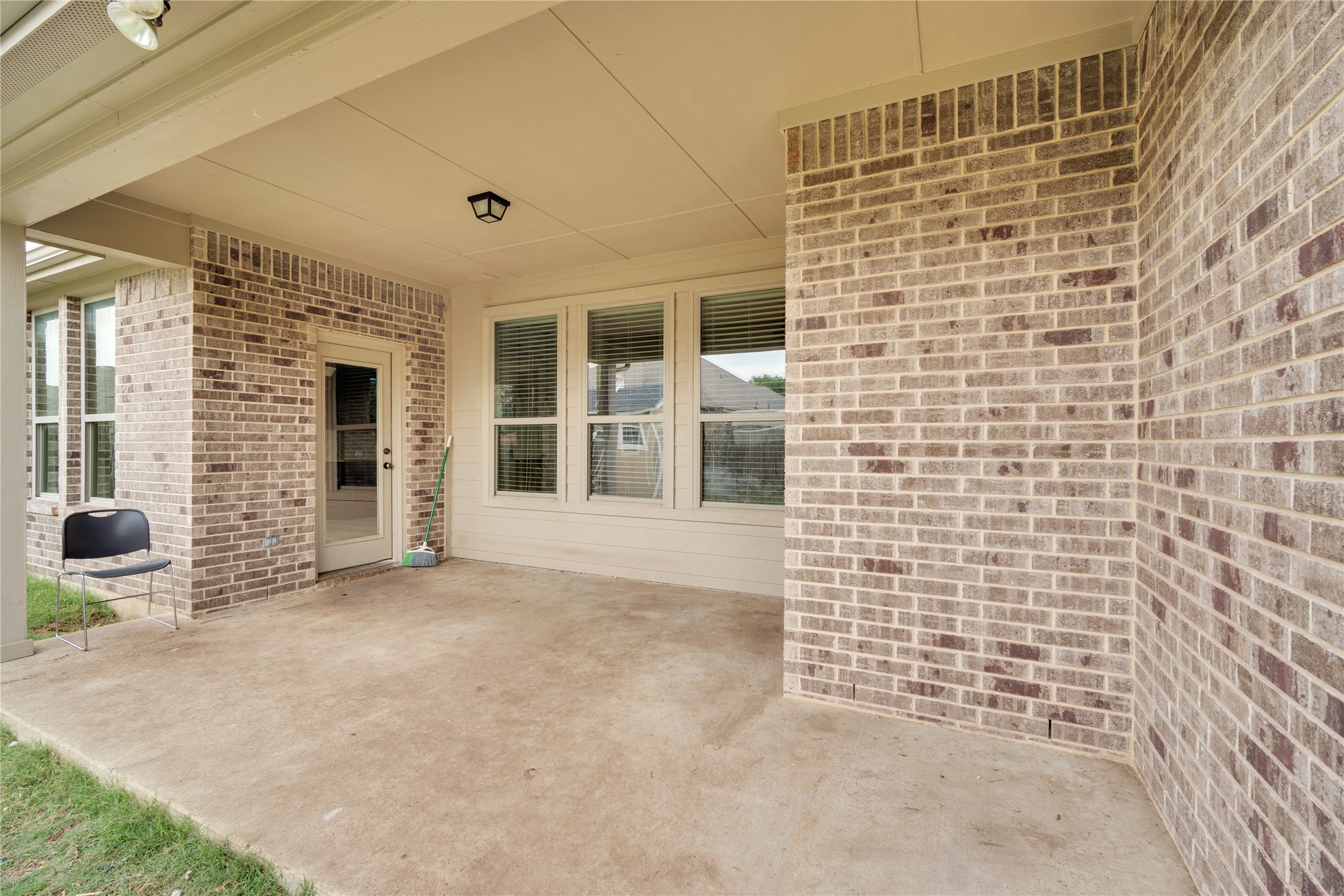 437 Whispering Willow Drive Midlothian TX 76065