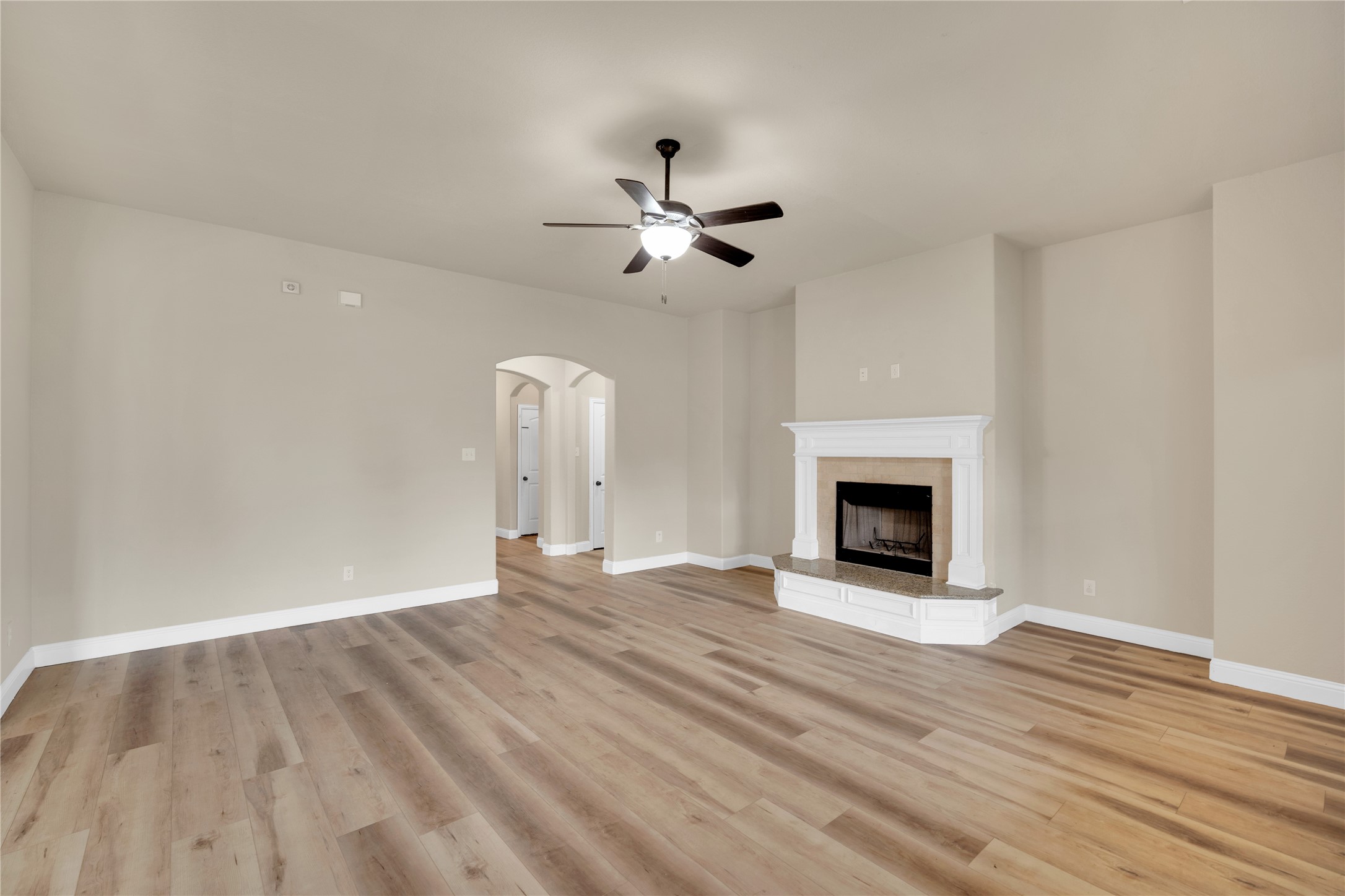 437 Whispering Willow Drive Midlothian TX 76065