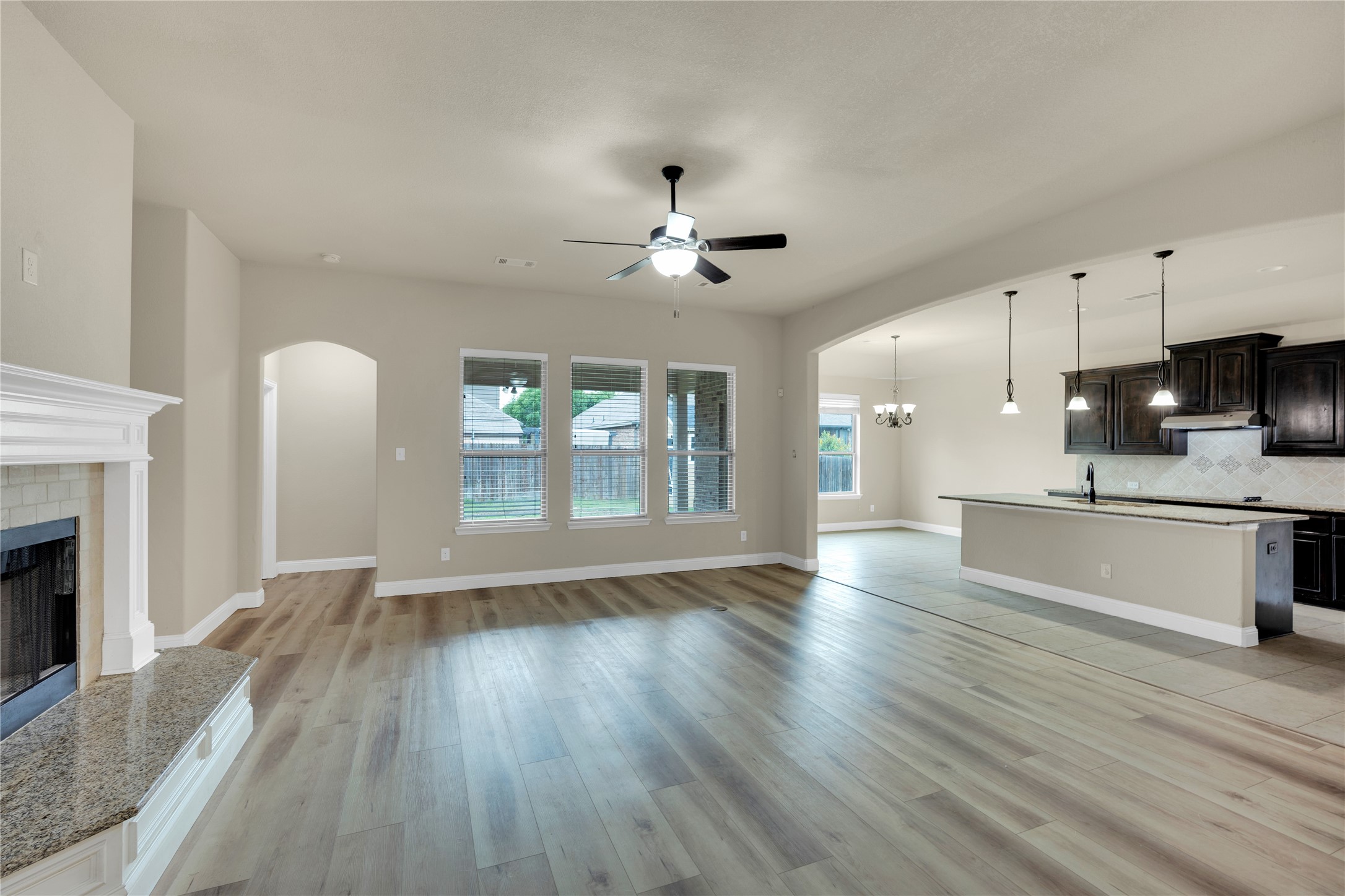 437 Whispering Willow Drive Midlothian TX 76065