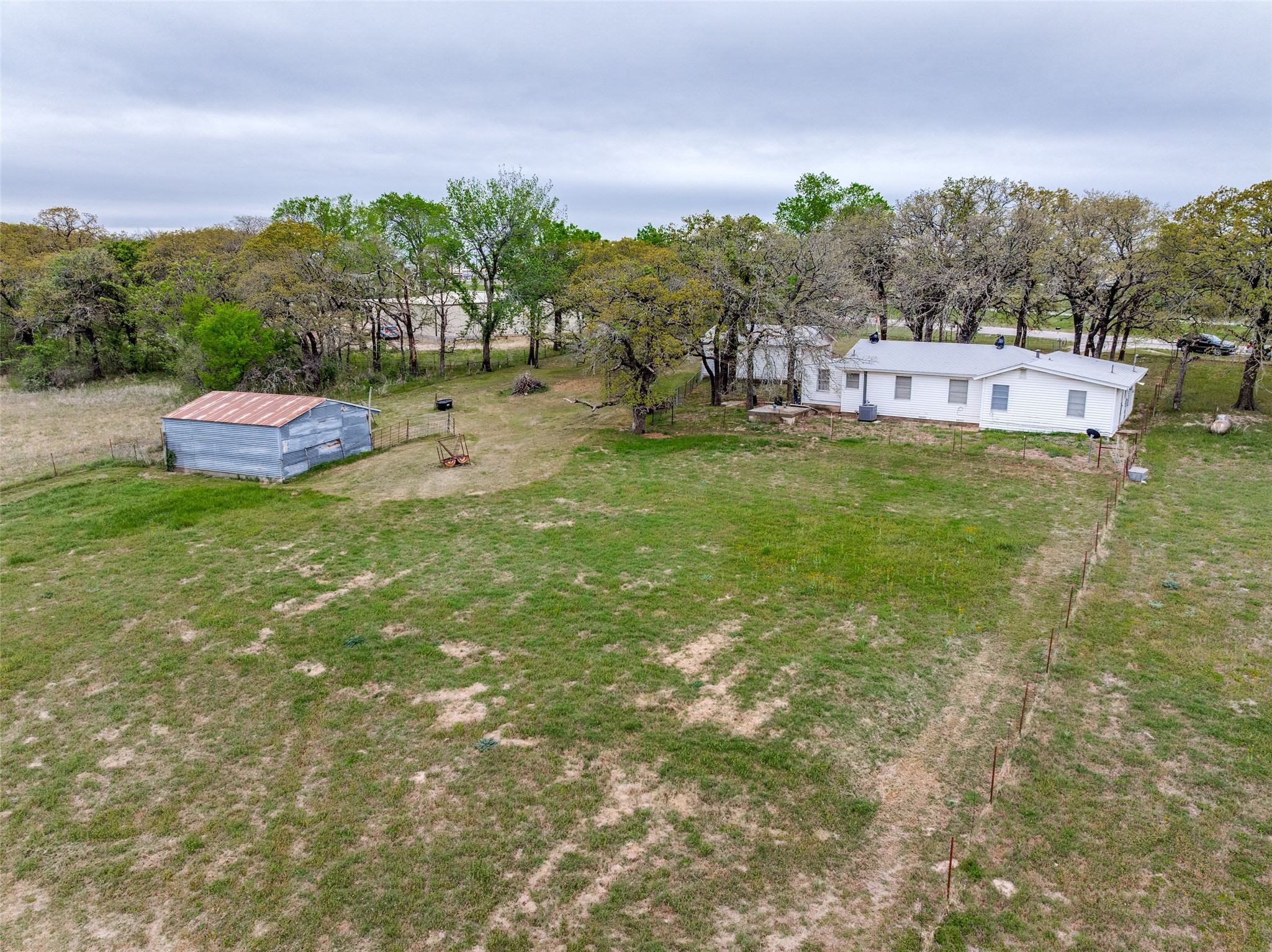 2553 E Highway 199 Springtown TX 76082