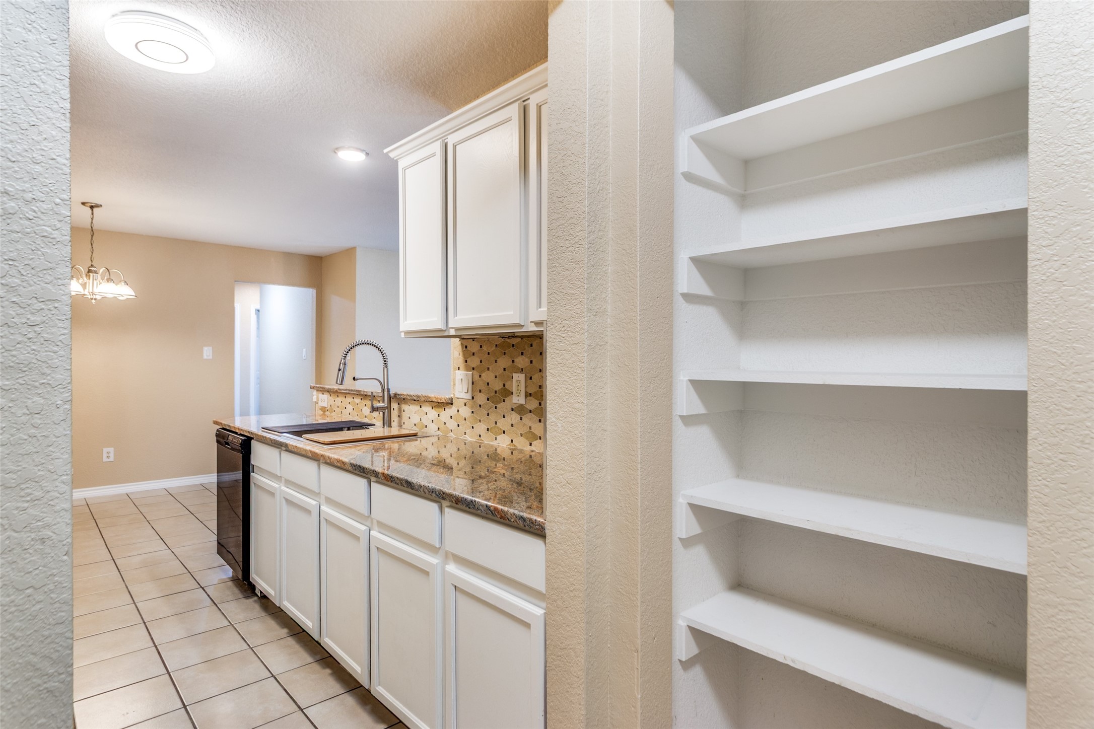 8132 Tanner Avenue Fort Worth TX 76116