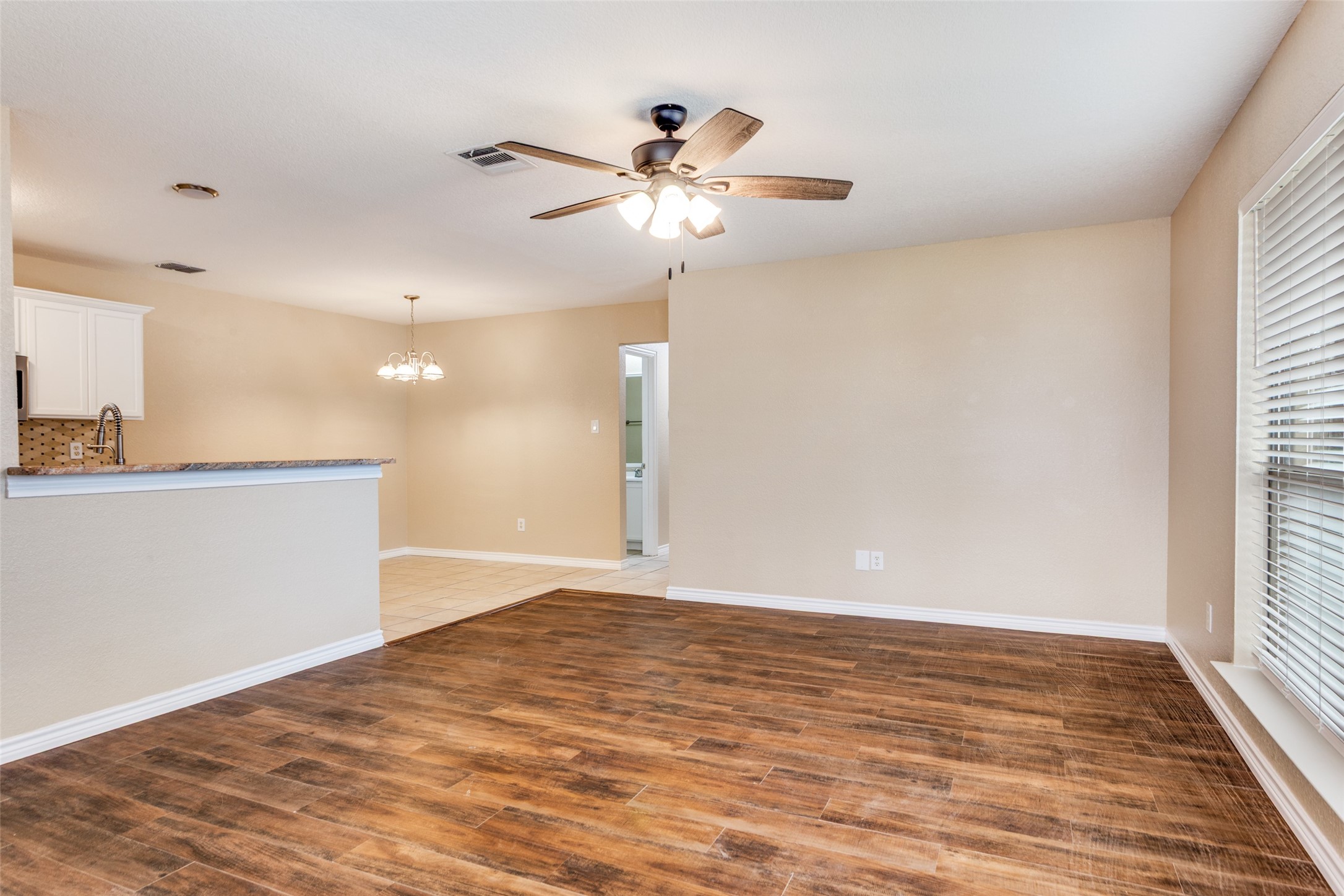 8132 Tanner Avenue Fort Worth TX 76116