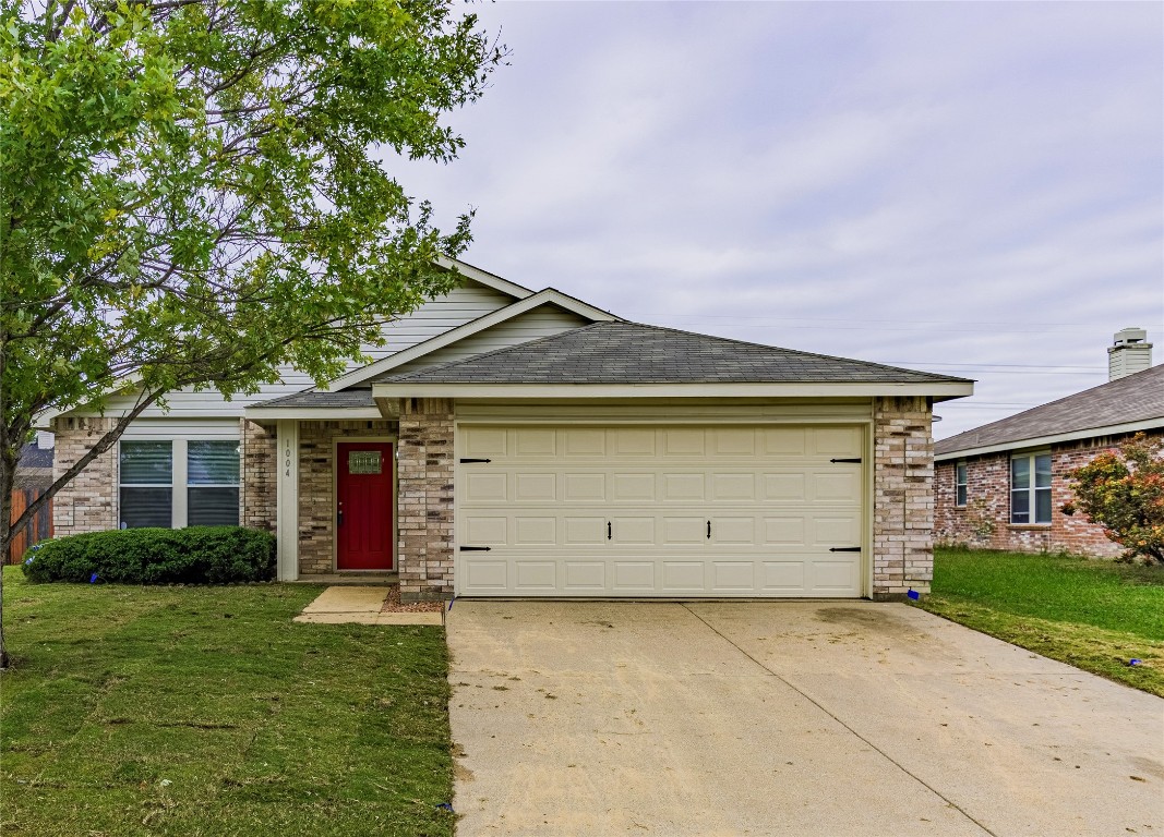 1004 Dunkirk Lane Arlington TX 76017