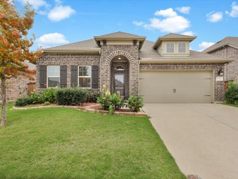 1716 Canter Court Aubrey TX 76227