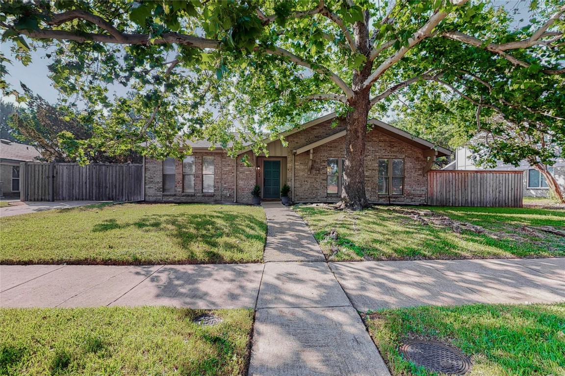 5602 Jester Drive Garland TX 75044