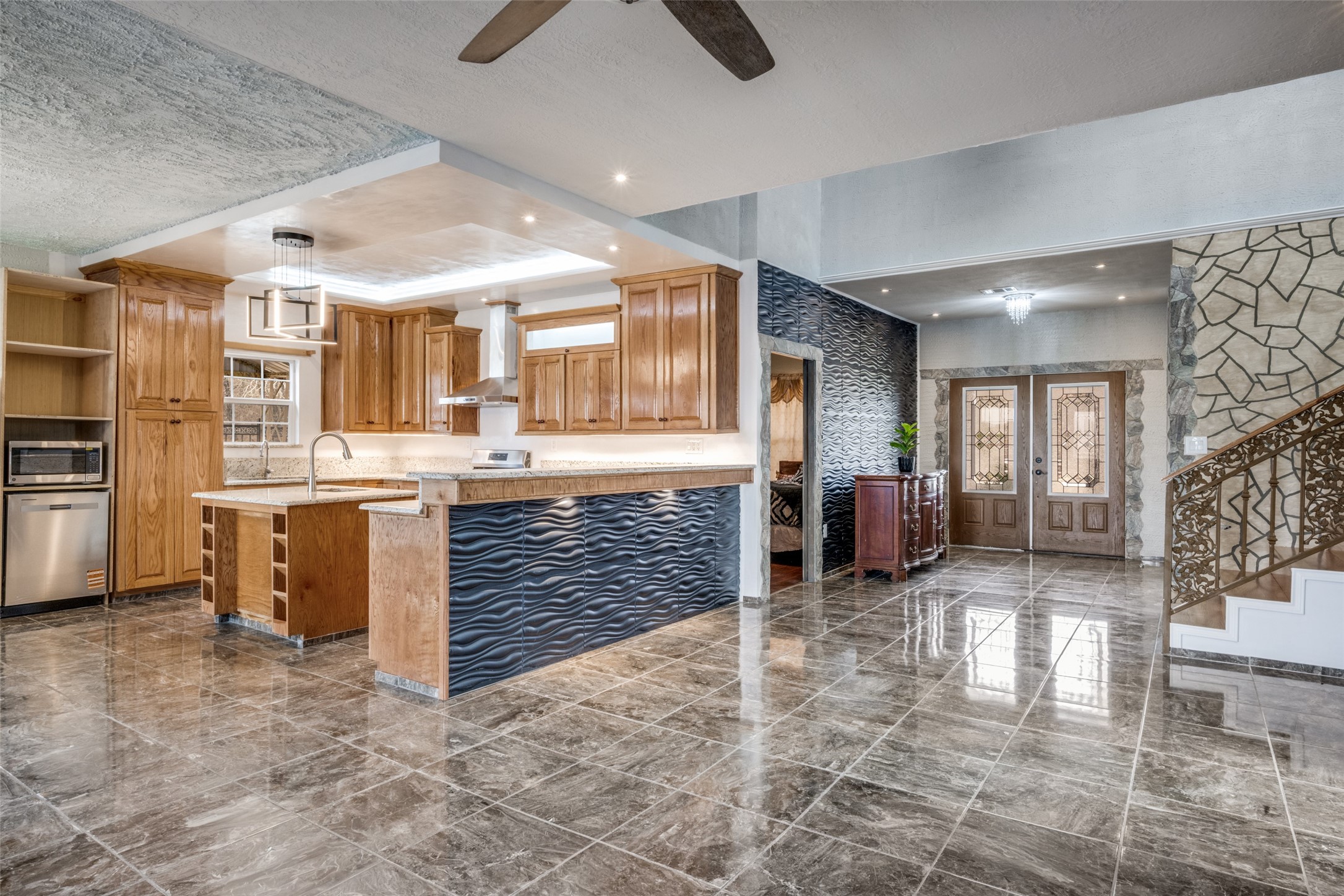 799 County Road 1596 Alvord TX 76225