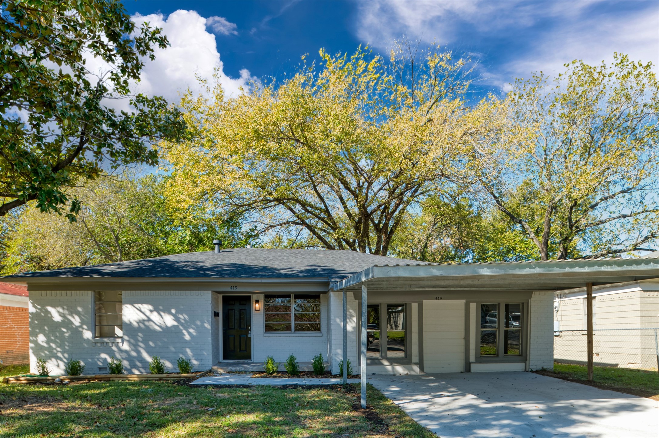 419 Bolero Avenue Dallas TX 75217