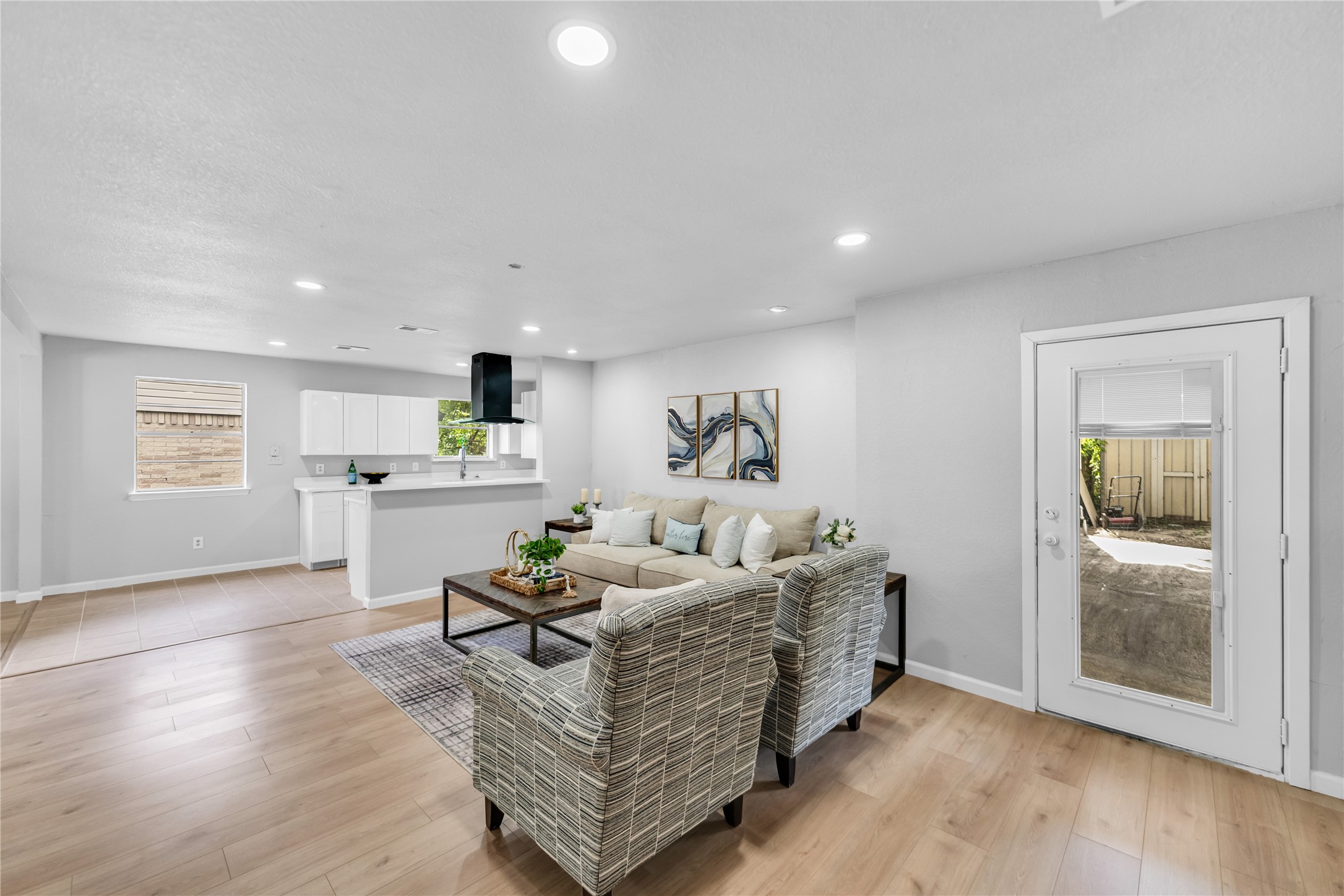 2416 Glacier Street Irving TX 75062
