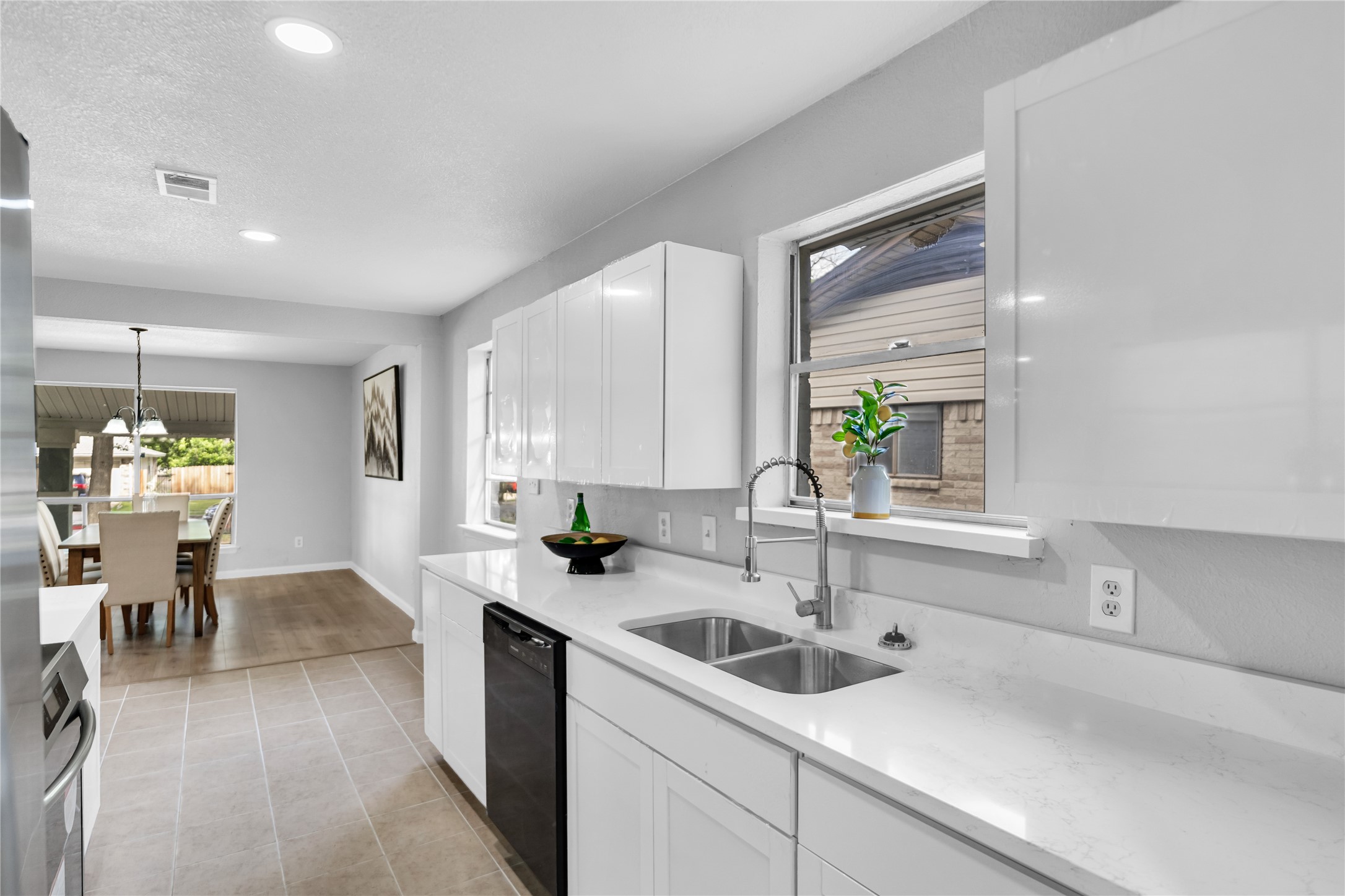 2416 Glacier Street Irving TX 75062