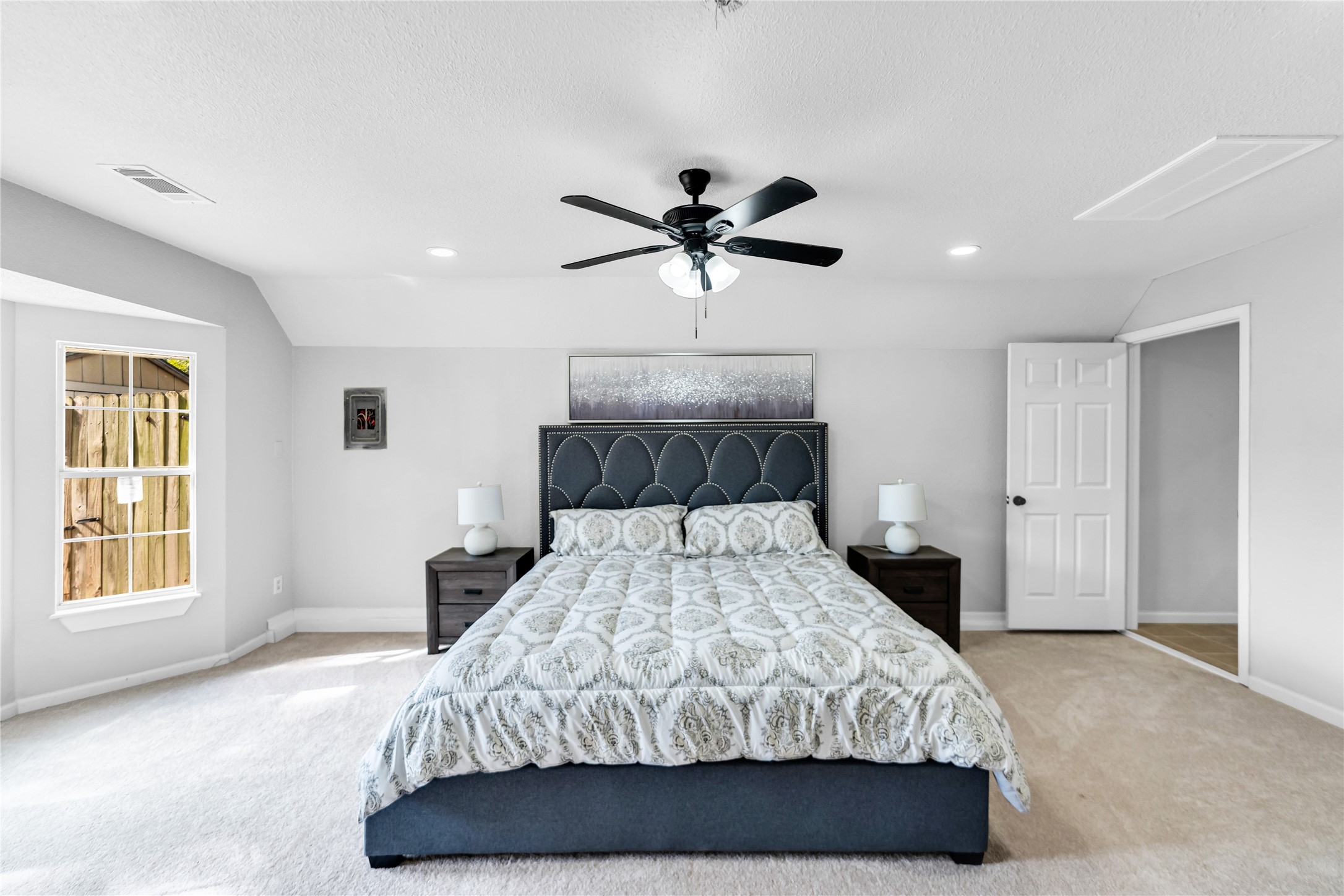 2416 Glacier Street Irving TX 75062