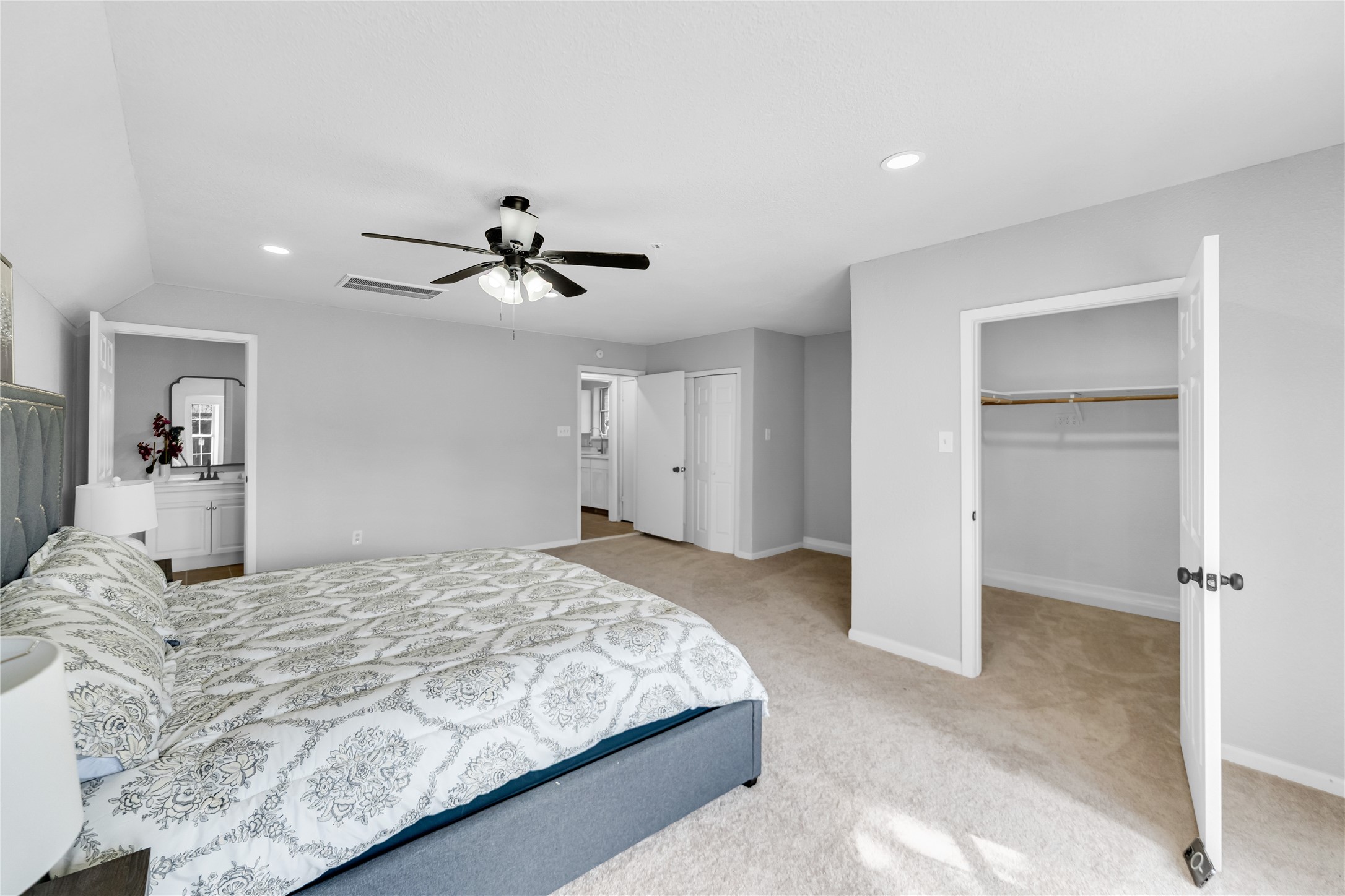 2416 Glacier Street Irving TX 75062