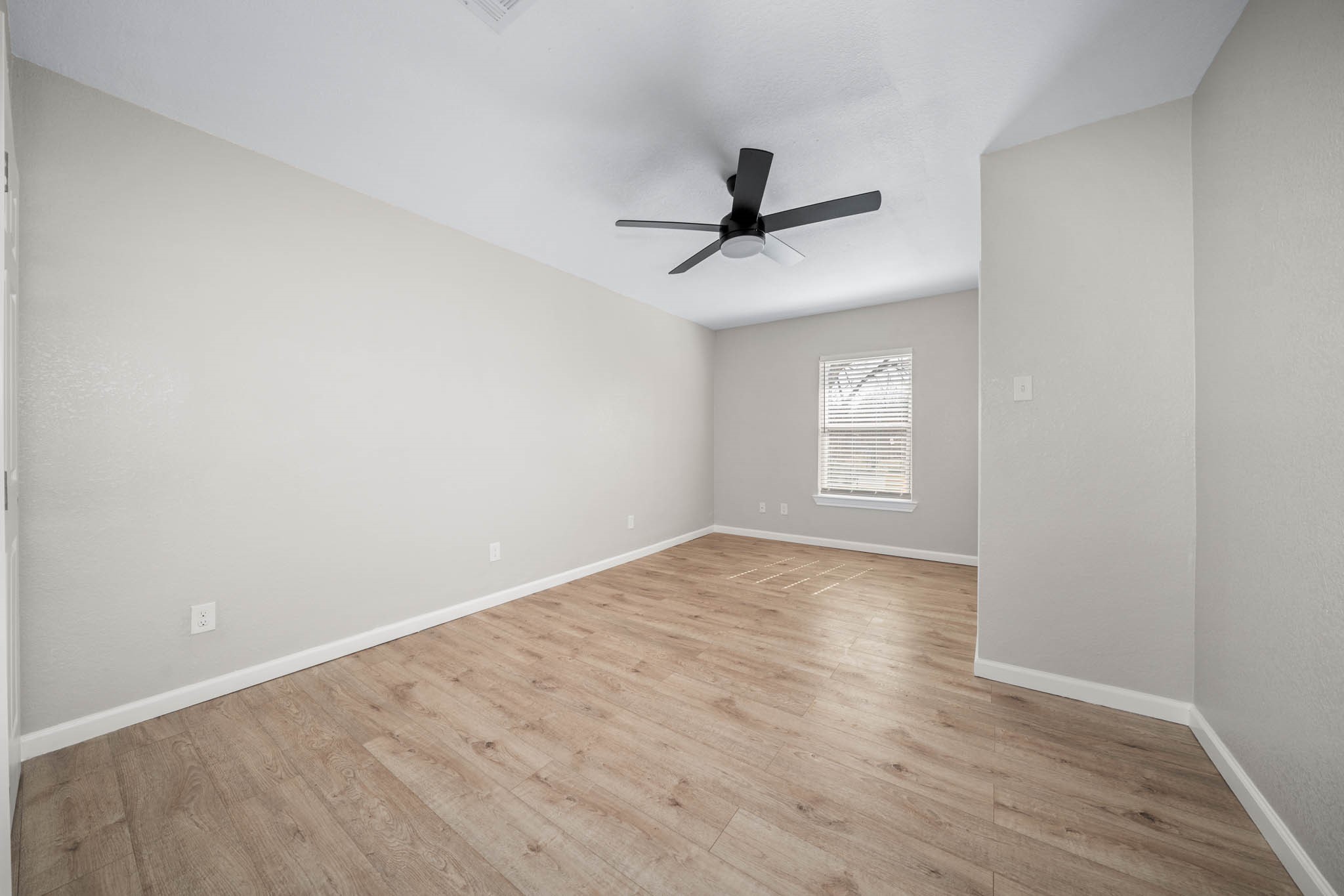 3708 Parrish Street Bellmead TX 76705