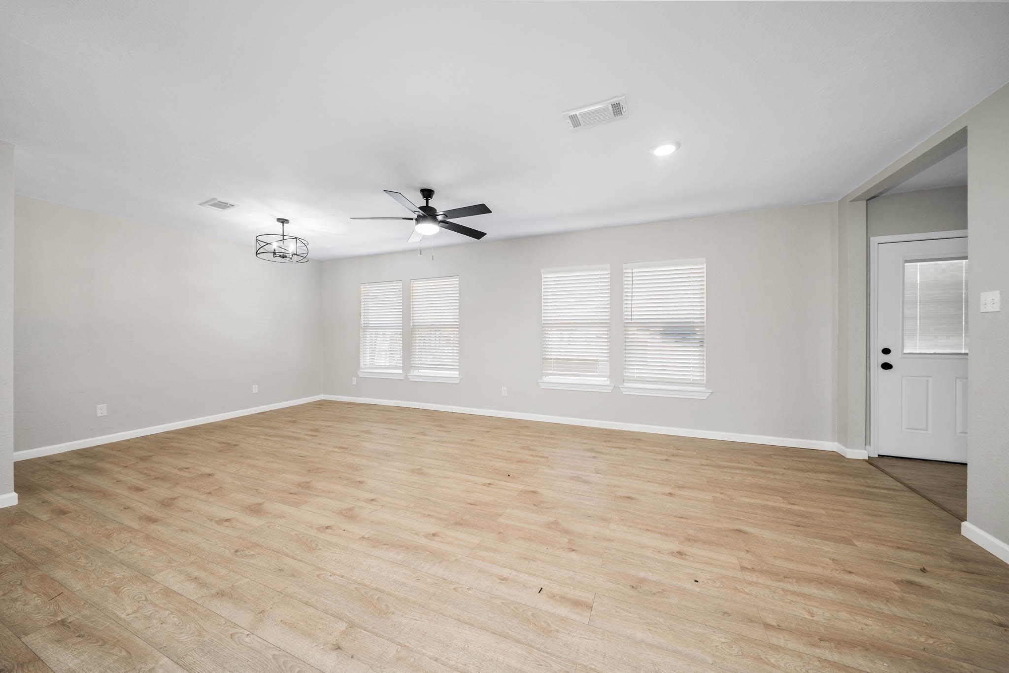 3708 Parrish Street Bellmead TX 76705