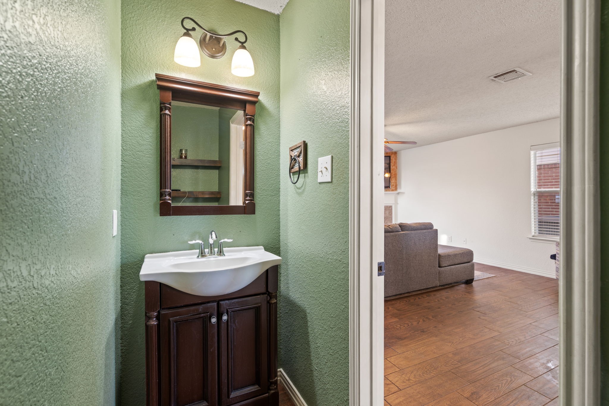 118 Washington Way Venus TX 76084