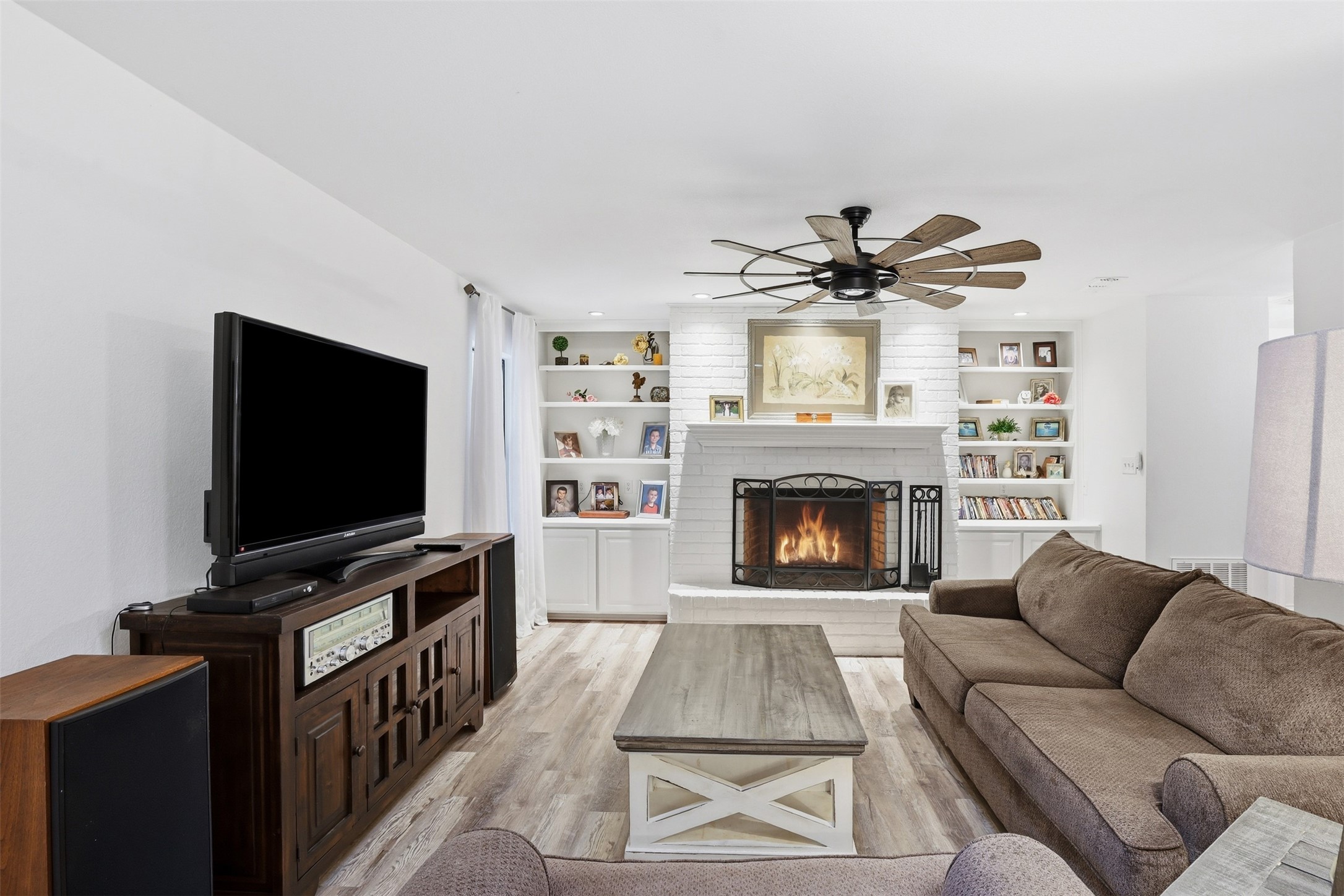 5207 Fairway Circle De Cordova TX 76049
