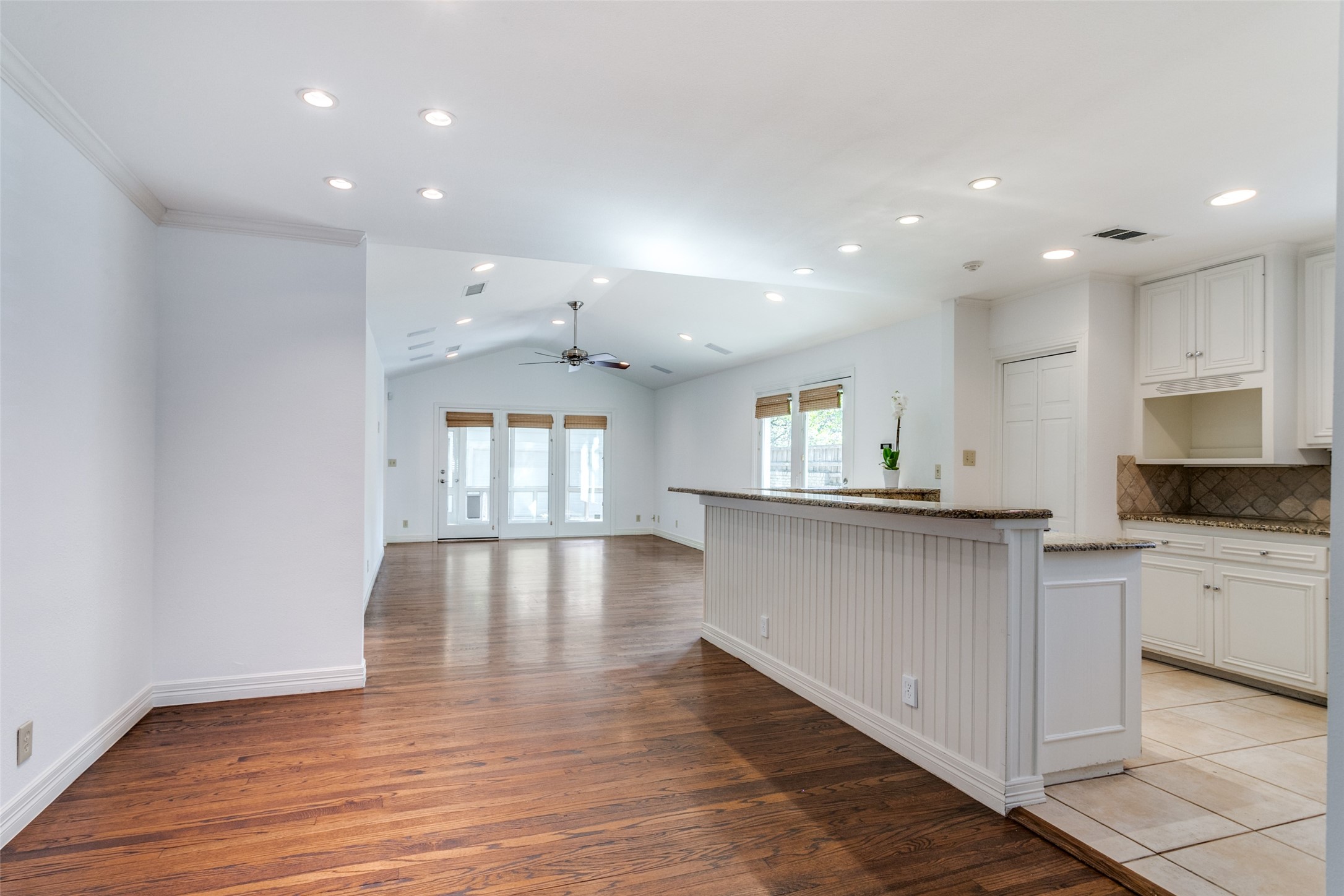 5408 Emerson Avenue Dallas TX 75209