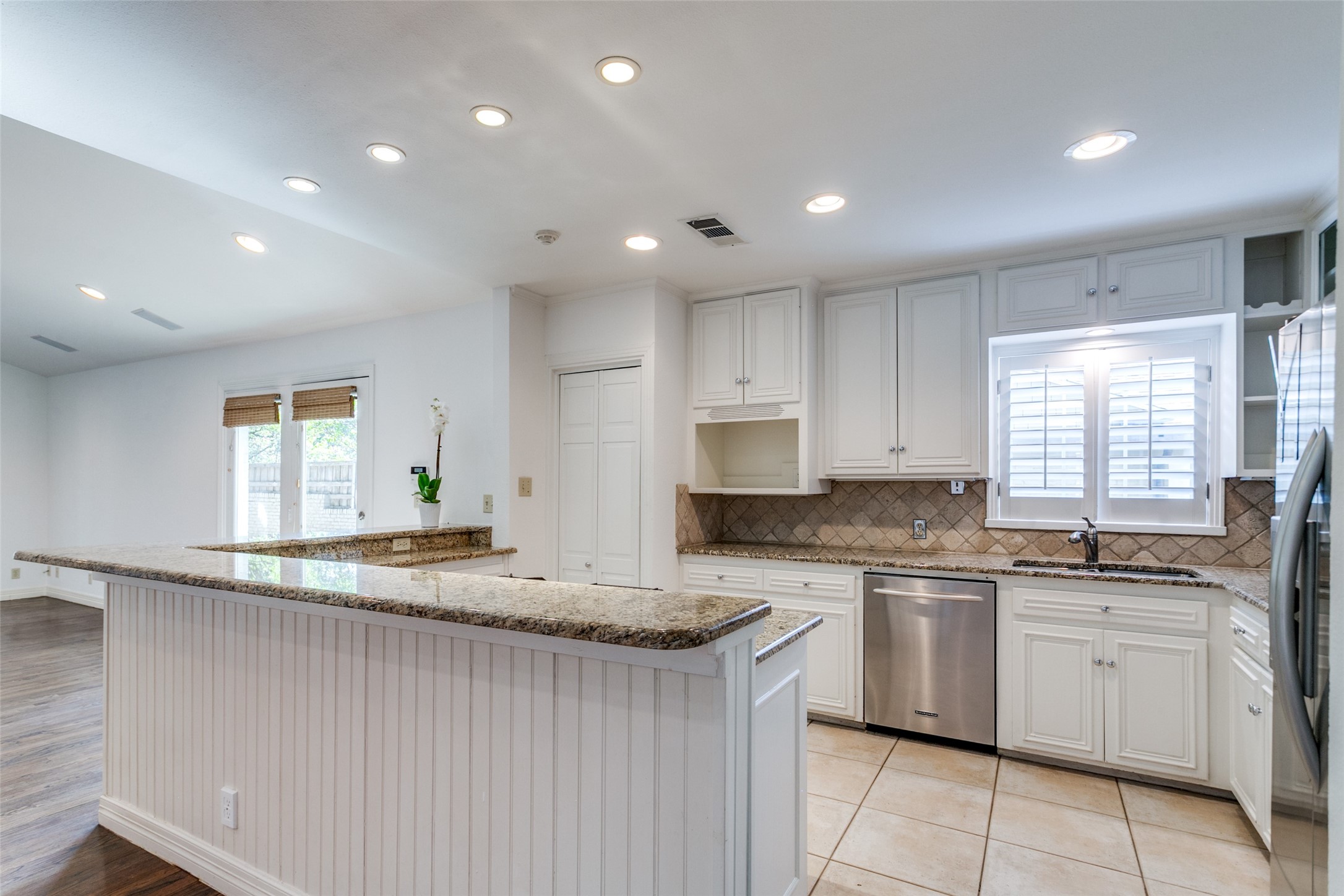 5408 Emerson Avenue Dallas TX 75209