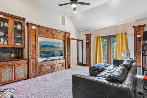 2204 Wembley Wood Lane Bedford TX 76022