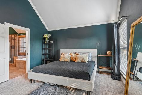2204 Wembley Wood Lane Bedford TX 76022