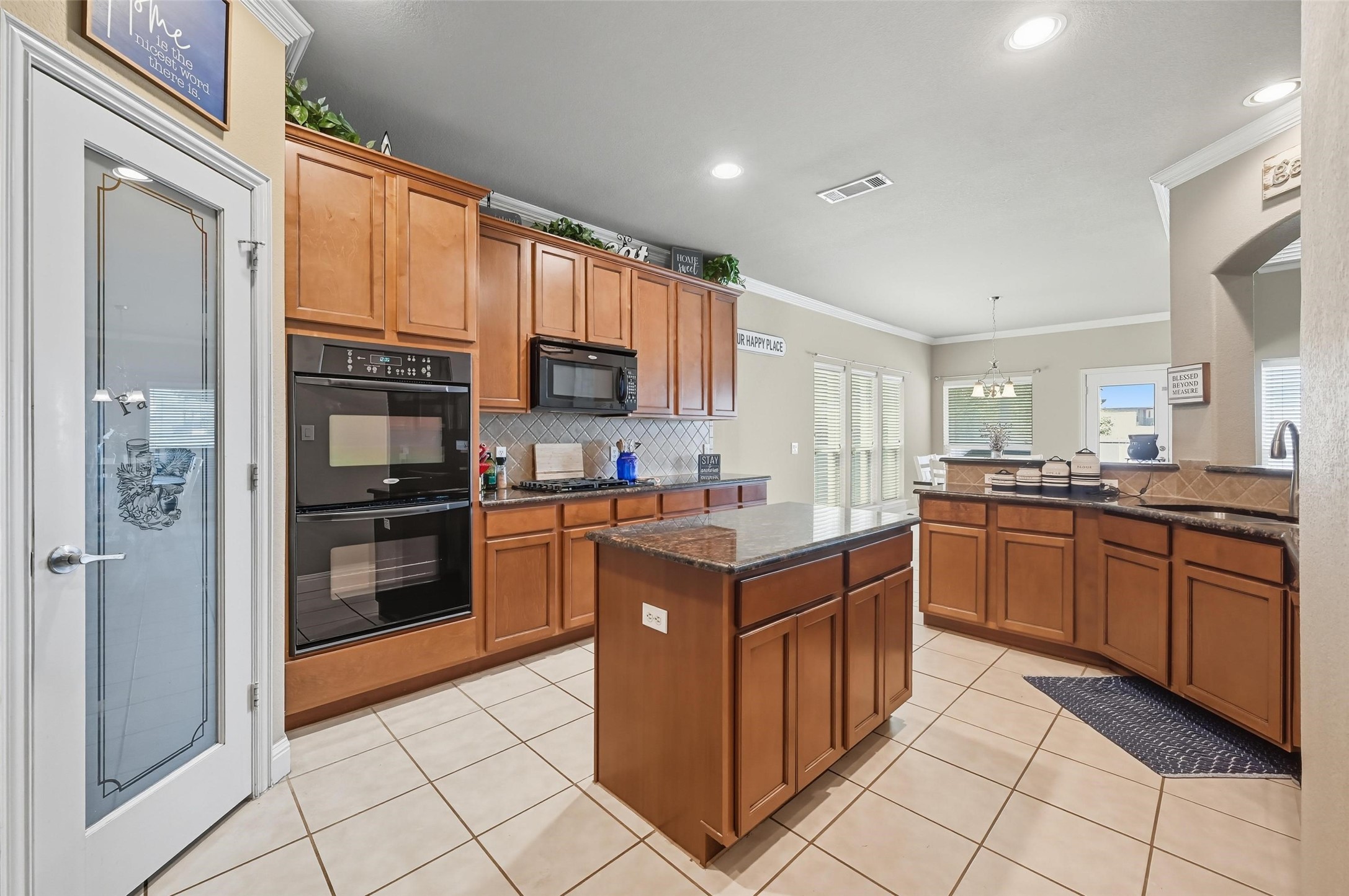 4501 Woodcrest Lane Mansfield TX 76063