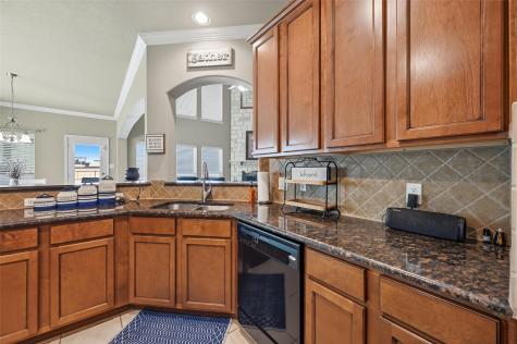 4501 Woodcrest Lane Mansfield TX 76063