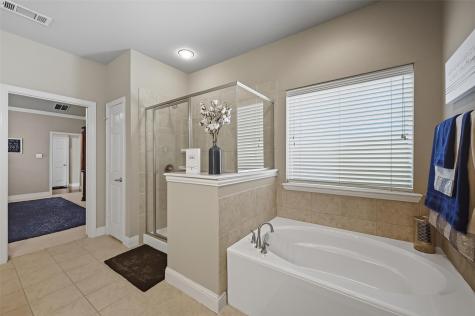 4501 Woodcrest Lane Mansfield TX 76063
