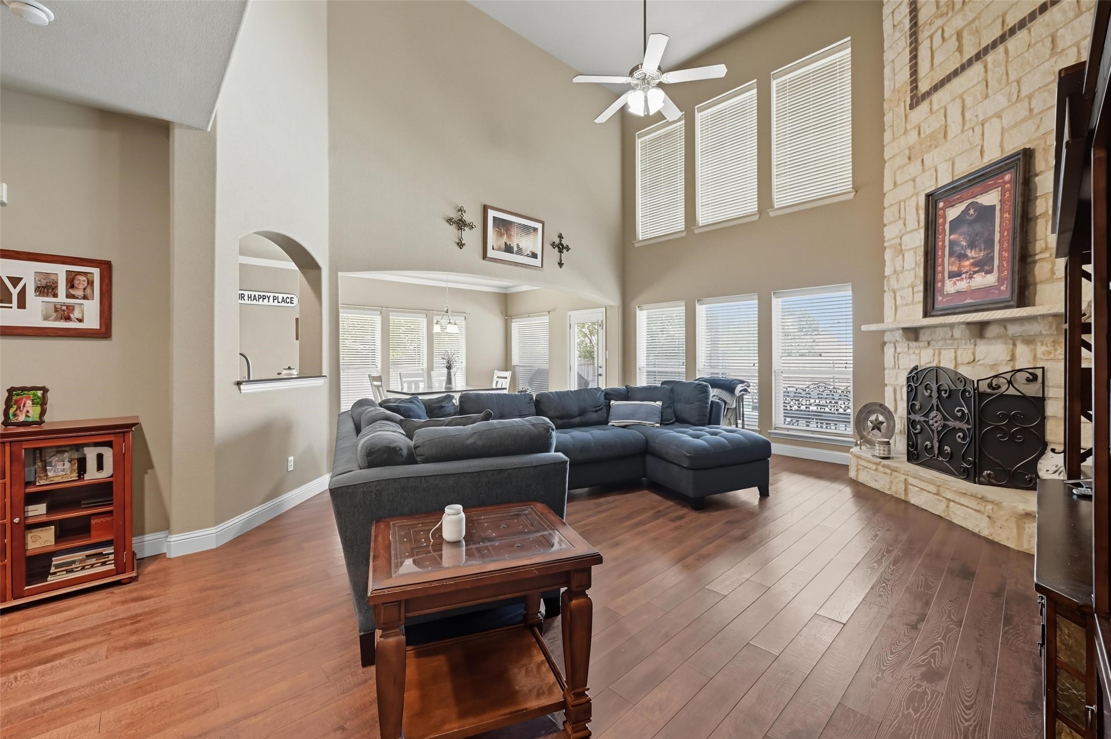 4501 Woodcrest Lane Mansfield TX 76063