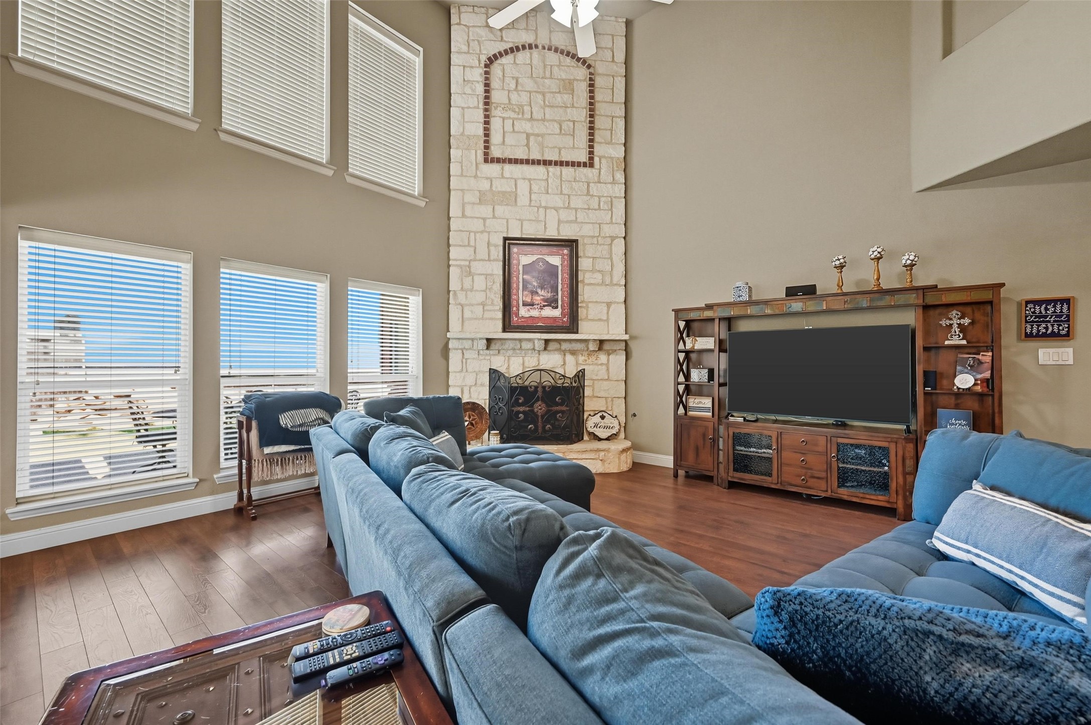 4501 Woodcrest Lane Mansfield TX 76063