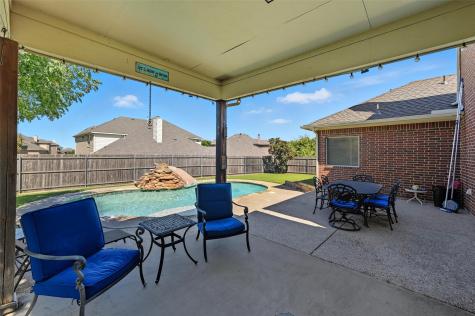 4501 Woodcrest Lane Mansfield TX 76063