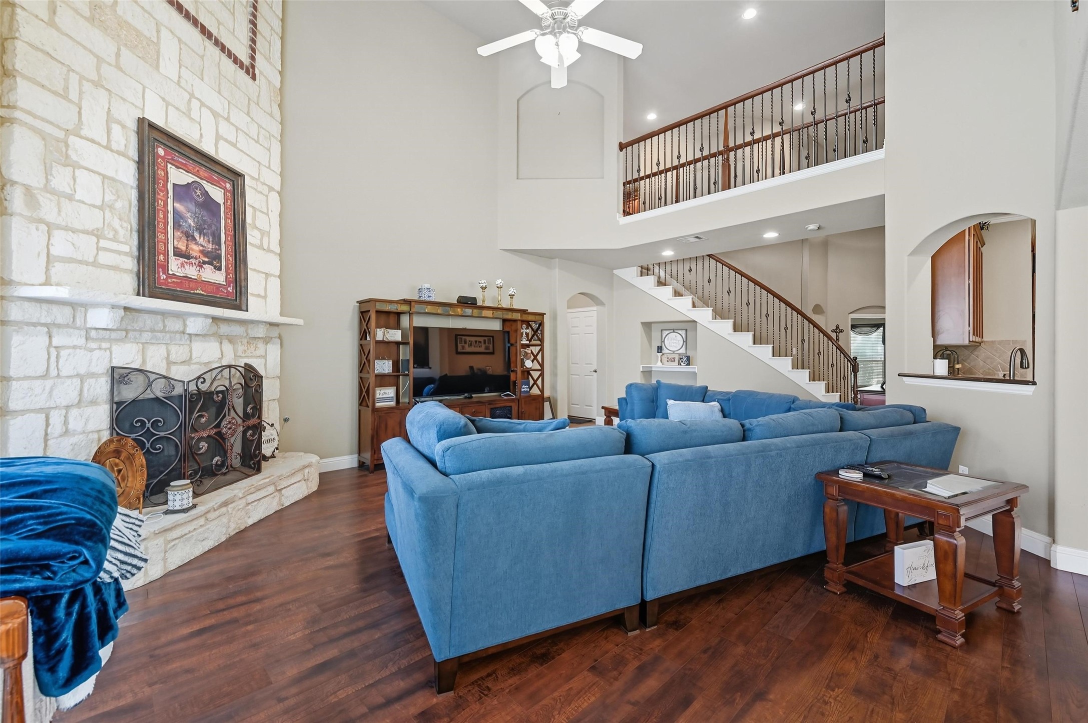 4501 Woodcrest Lane Mansfield TX 76063